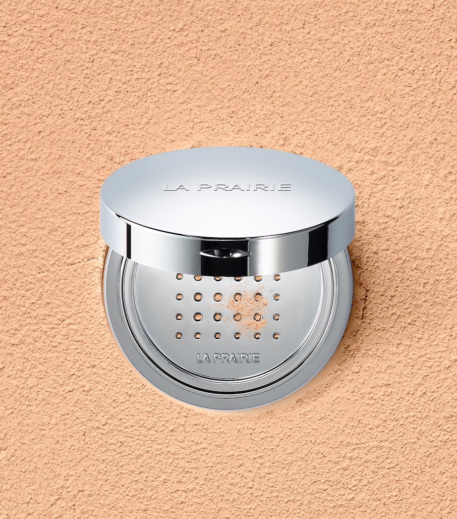 Skin Caviar Loose Powder T0 Image 4