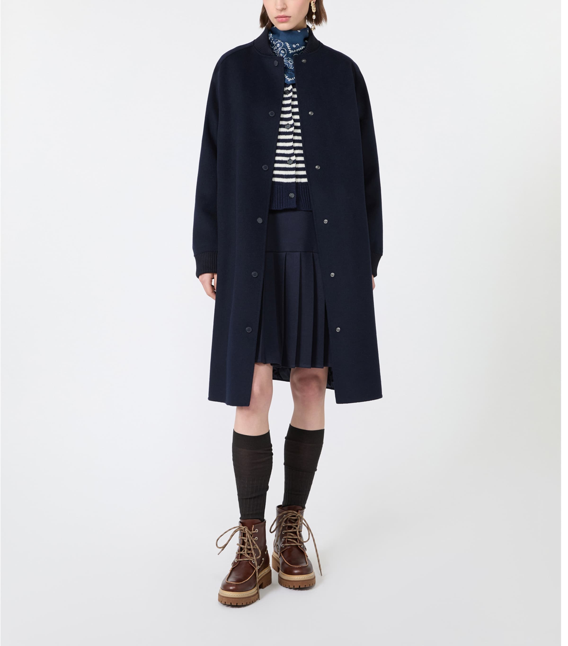 Weekend Max Mara Womens Virgin Wool Quilted Coat Navy Image 2