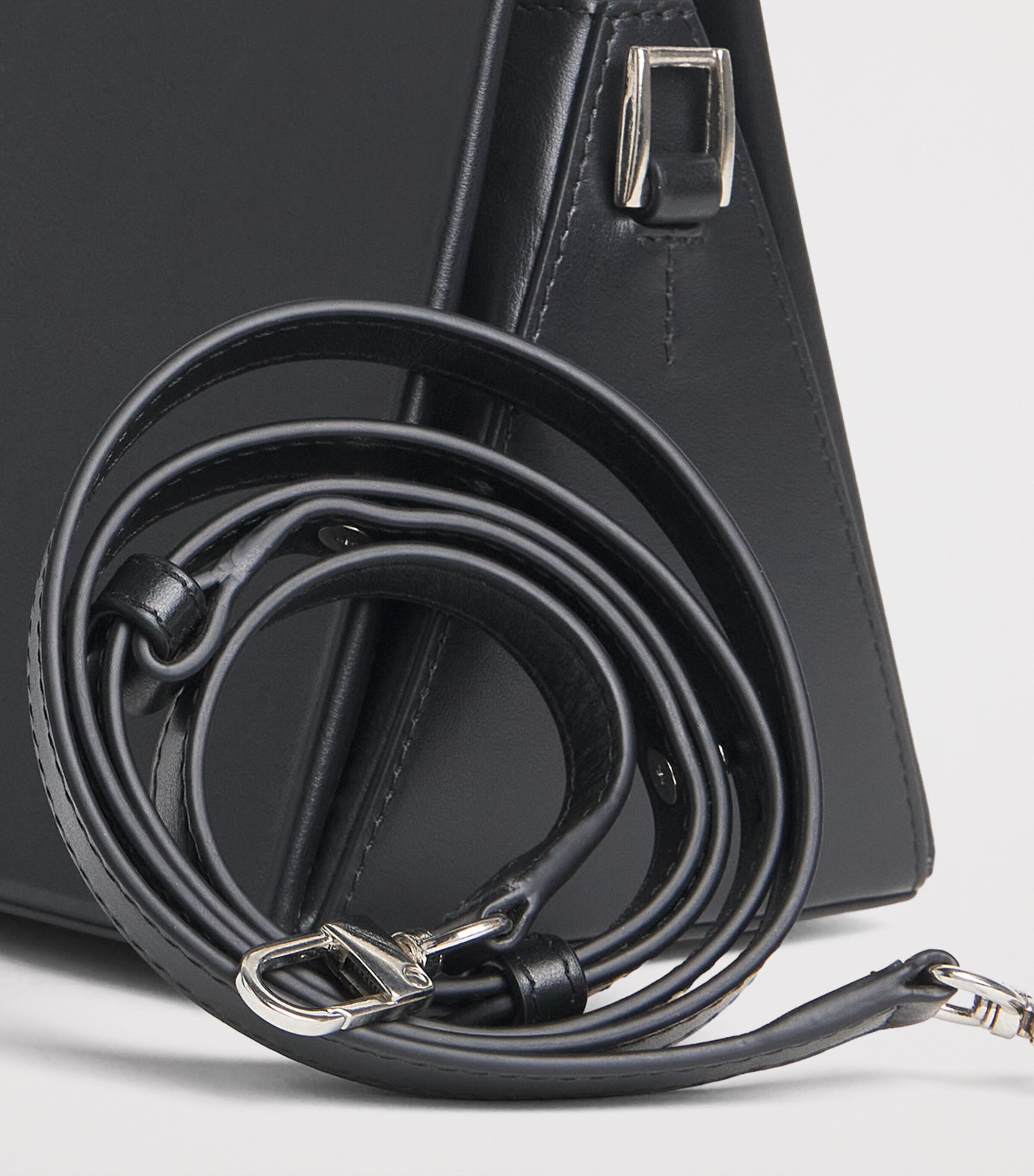 Talel Paris Medium Leather V2 Tote Bag Black Image 6