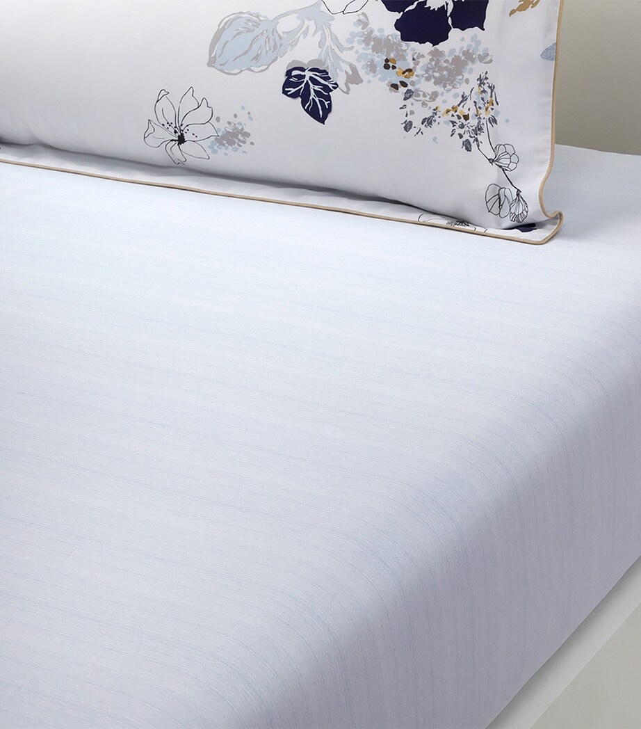Yves Delorme Organic Cotton Eclipses Super King Fitted Sheet (180cm x 200cm) Multicoloured Image 2