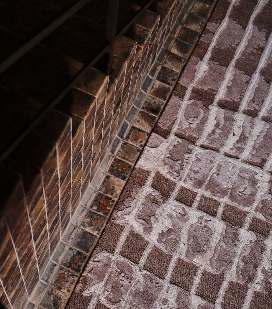 x Kelly Wearstler Elowen Peony Rug (2.44m x 3.05m) NEUTRAL Image 5