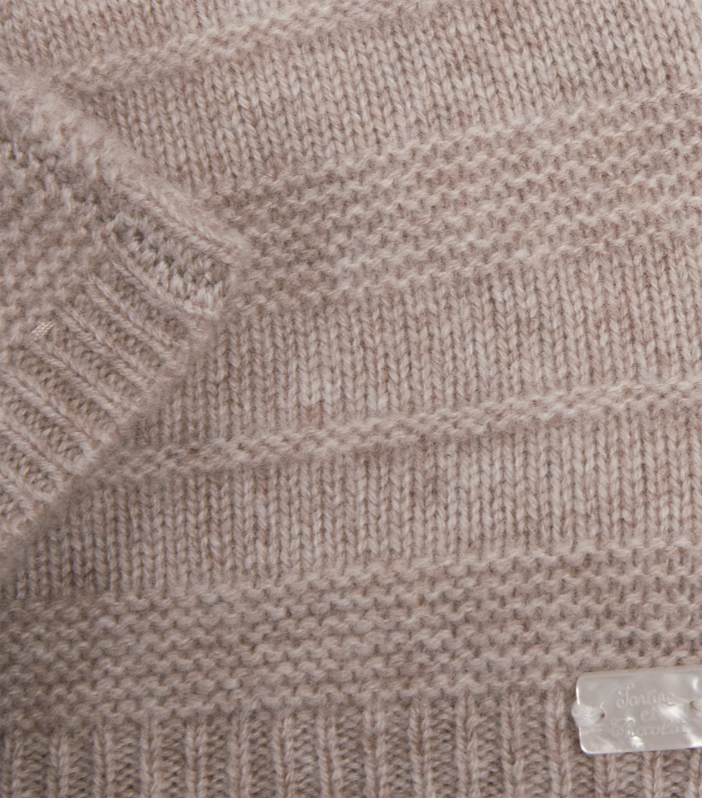 Cashmere Bonnet 16GREIGE CHIN Image 3