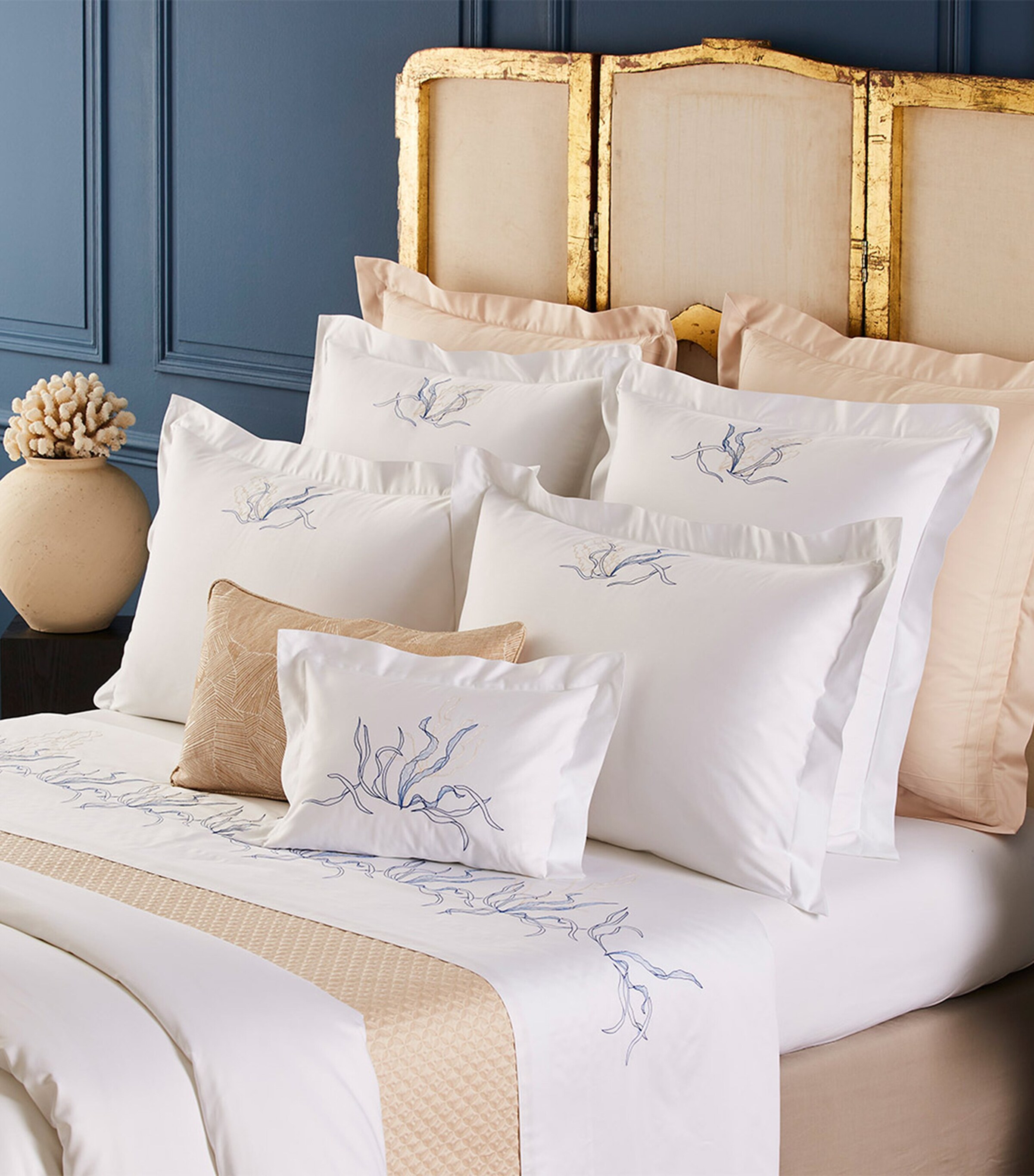 Yves Delorme Couture Nautilus Double Flat Sheet (230cm x 240cm) Blc/blu Image 2