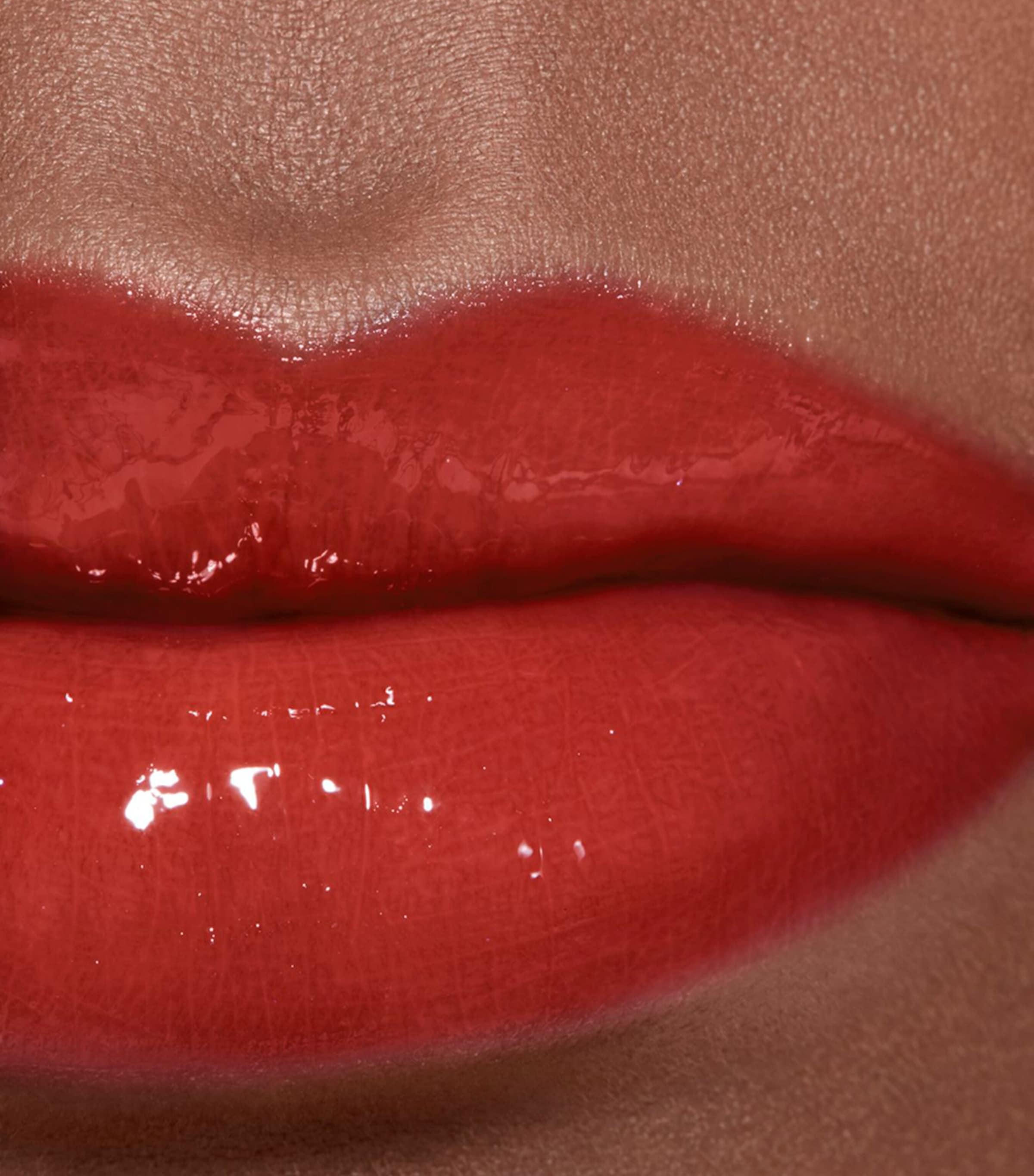 CHANEL ROUGE COCO GLOSS Moisturising Gloss Inimitable Image 4