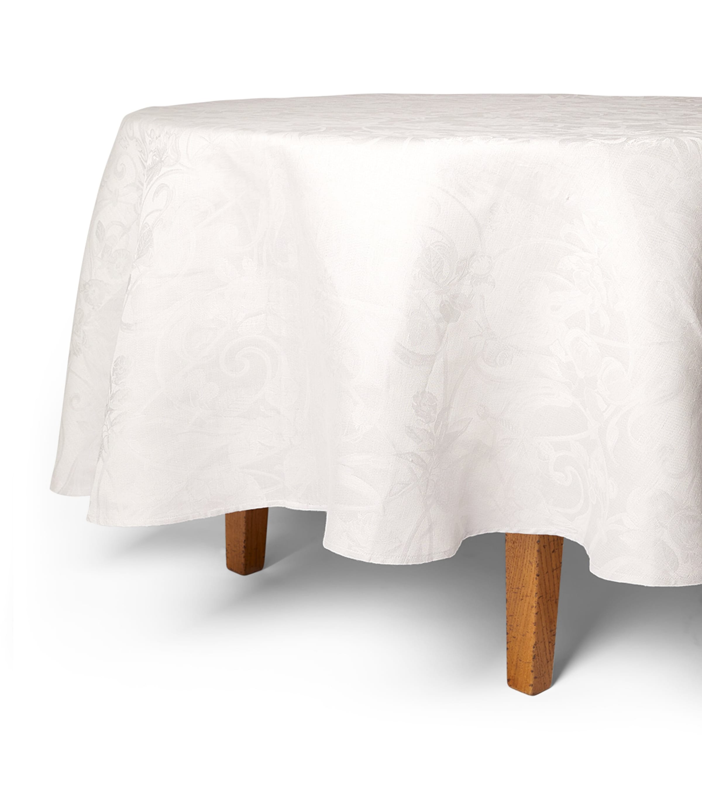 Le Jacquard Français Tivoli Linen Tablecloth In Silver