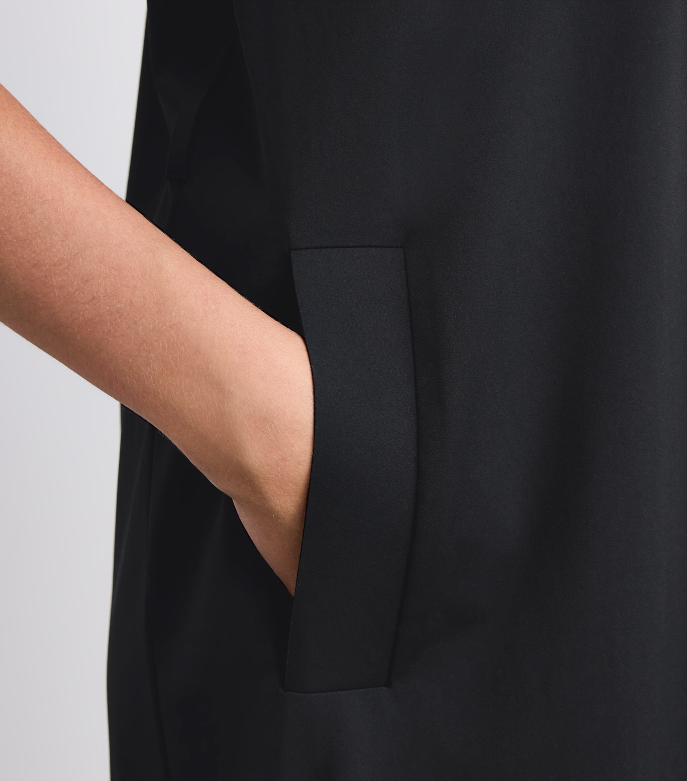 Onagro Midi Dress BLACK Image 6