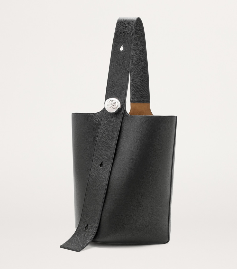 Large Leather Pebble Bucket Bag BLACK Image 2