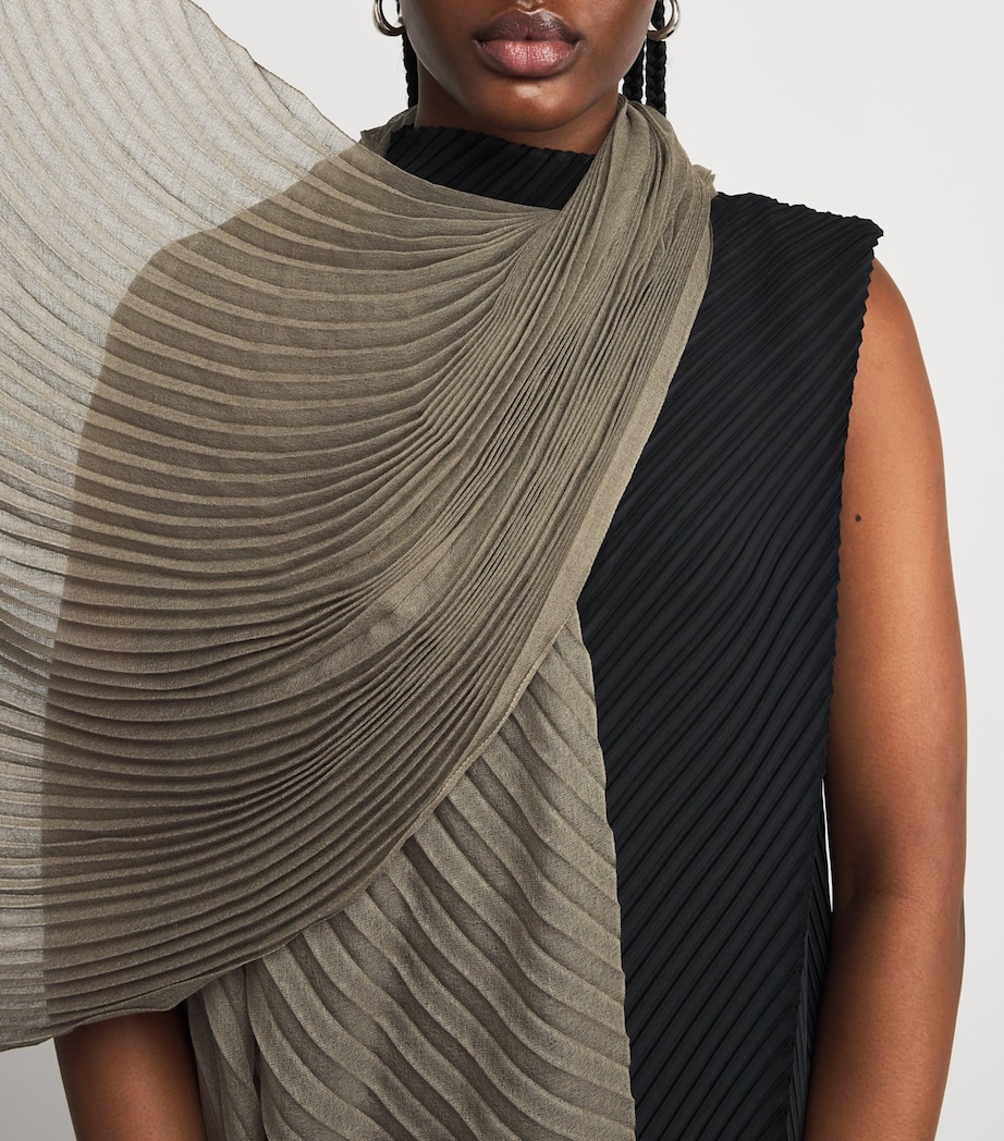 Pleated Stole KHAKI Image 4
