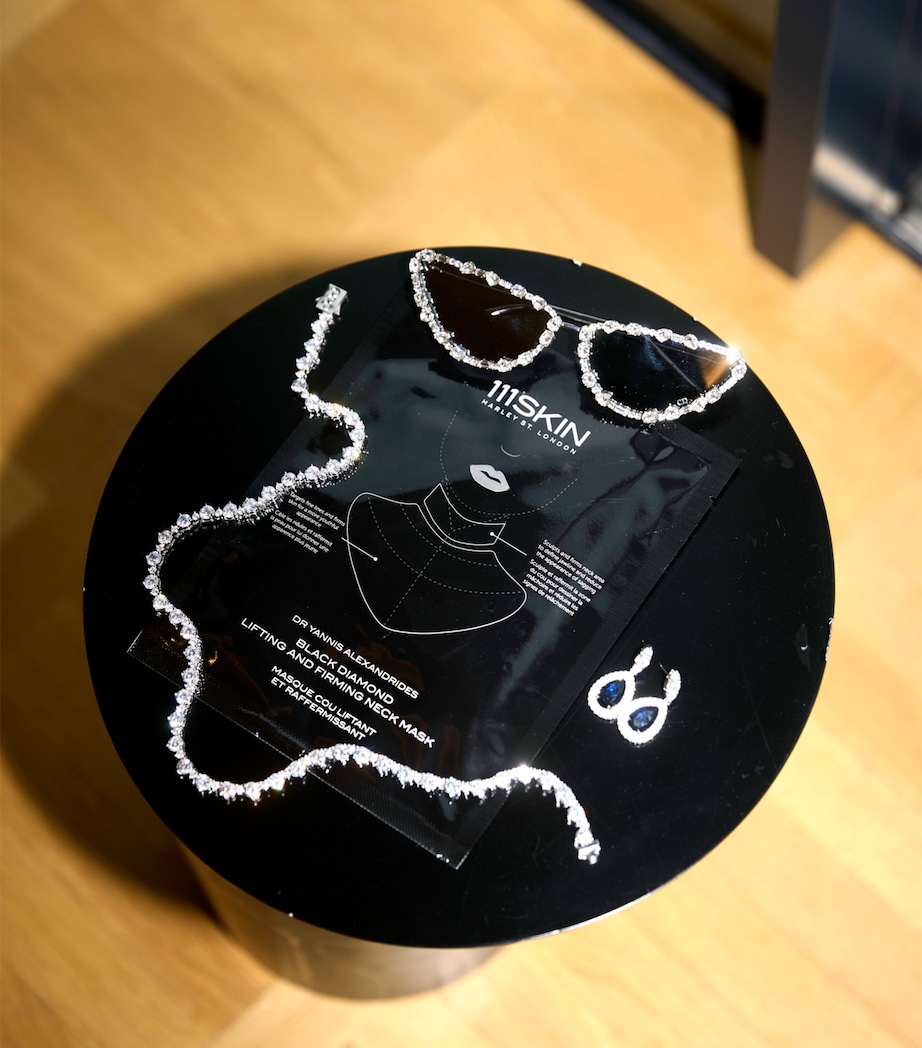 Celestial Black Diamond Lifting and Firming Treatment Neck Mask Set (5 x 43ml) NO COLOUR Image 4