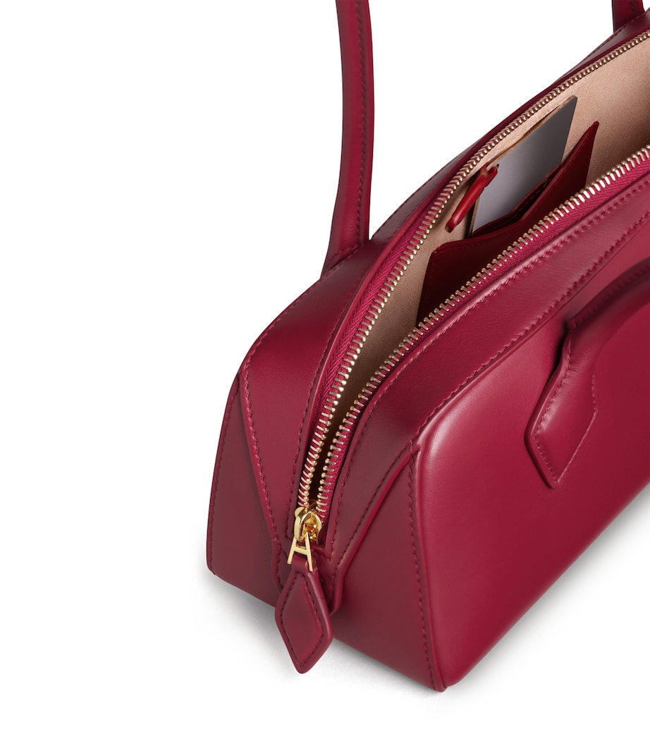 Alaïa Medium Leather Le Teckel Shoulder Bag Carmine Image 3