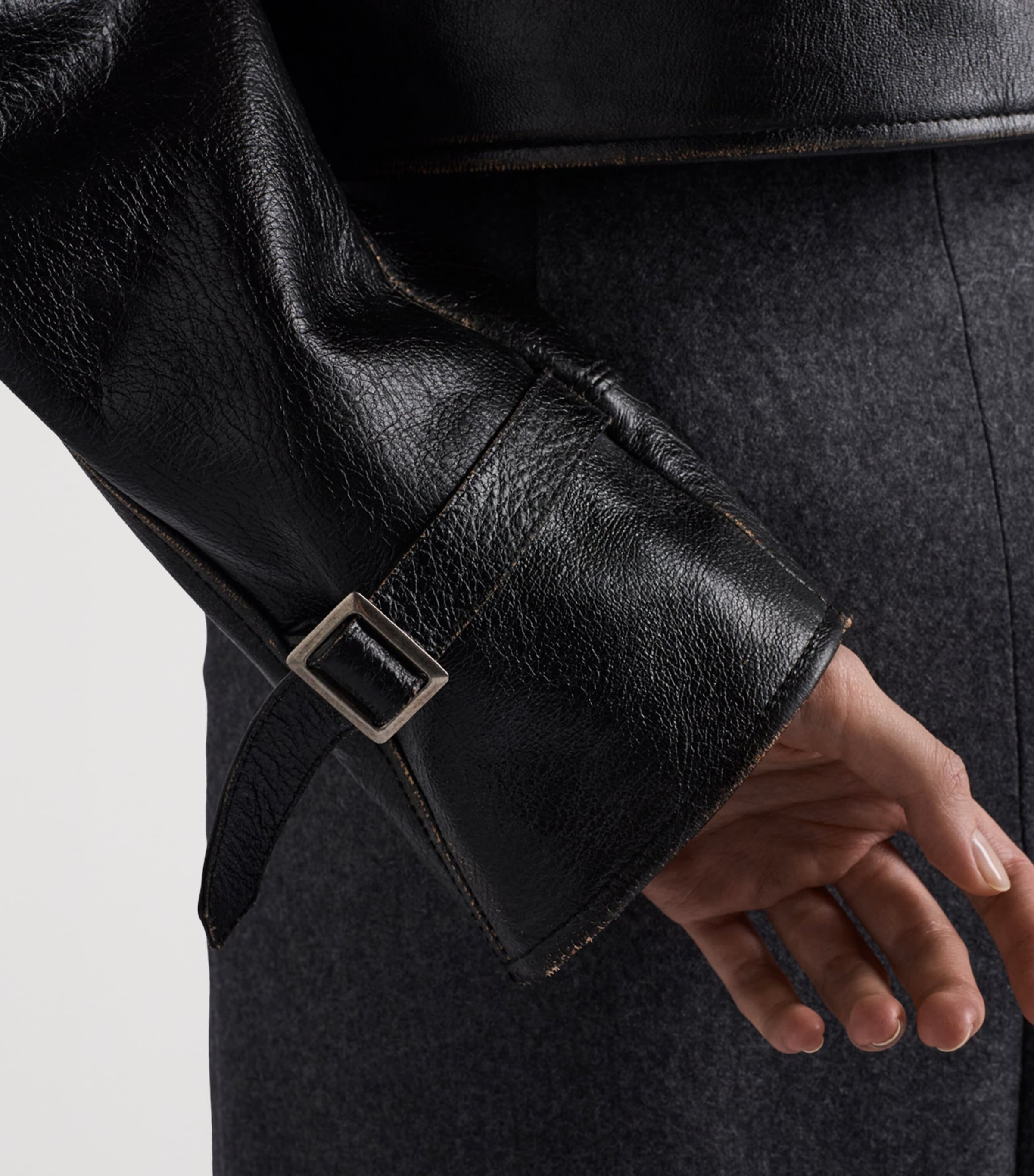 Leather-Shearling Jacket F0807 Image 3