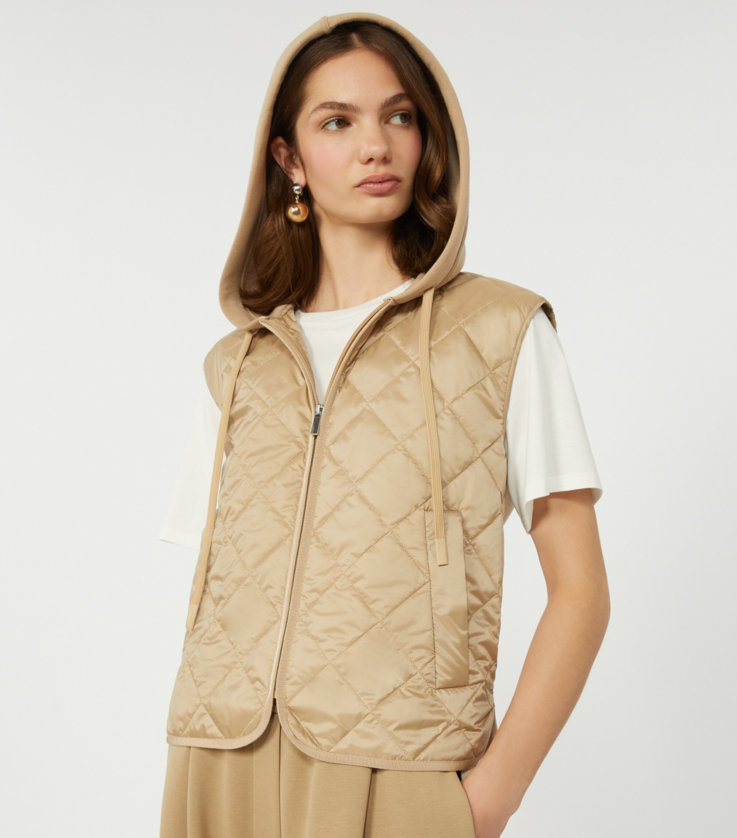 Weekend Max Mara Womens Padded Quilted Gilet Beige Image 3