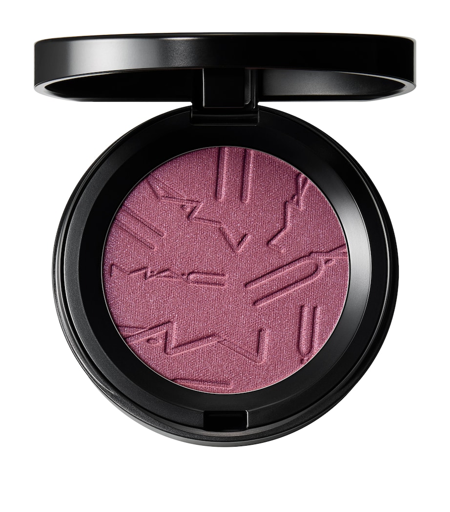 MAC Skinfinish Colourstruck Blush Plush Image 1