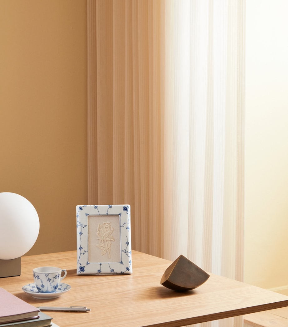 Blue Fluted Plain Photo Frame (4" x 6") BLUE Image 2