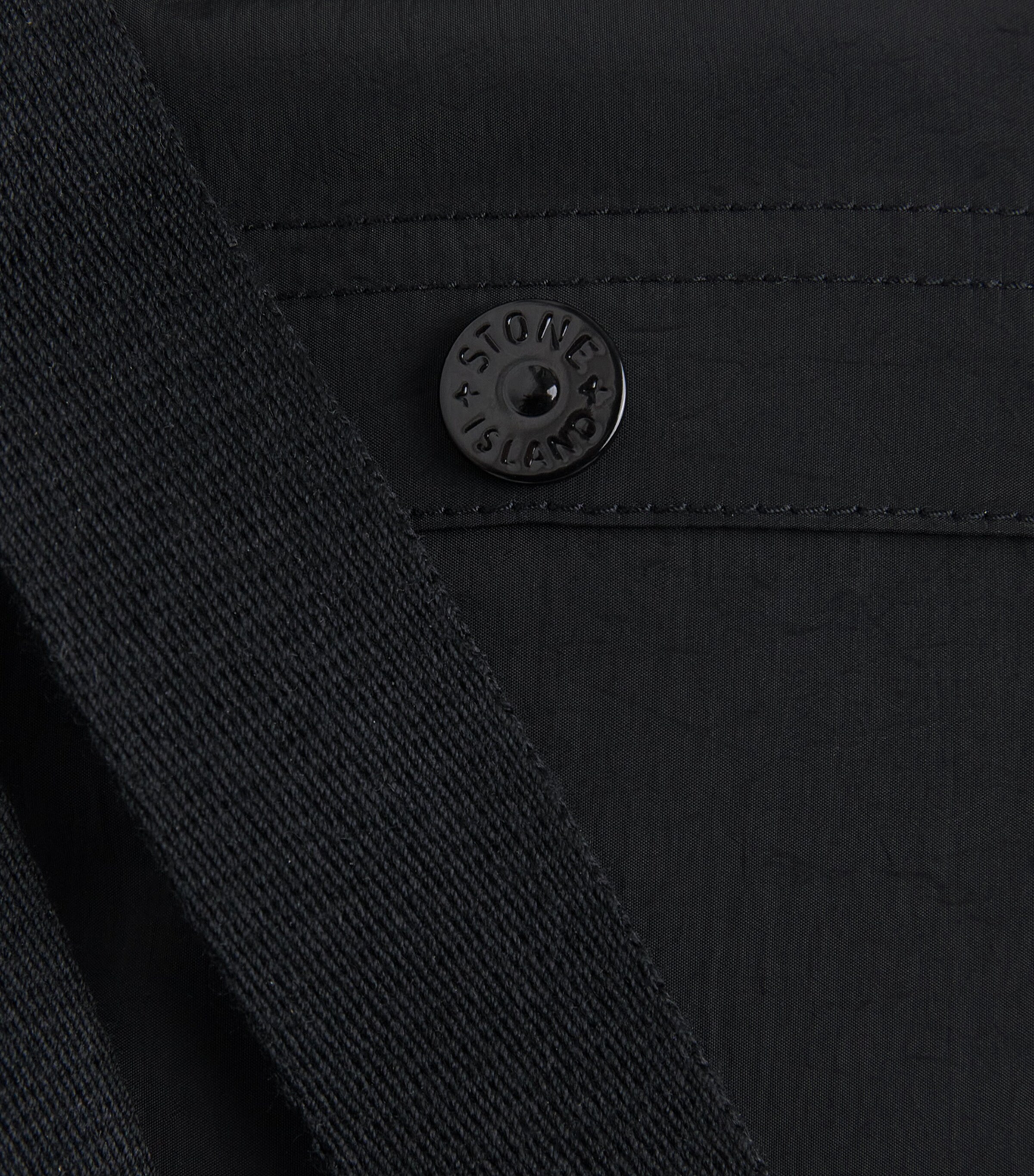 Stone Island Coated-Nylon Logo Cross-Body Bag Image 6