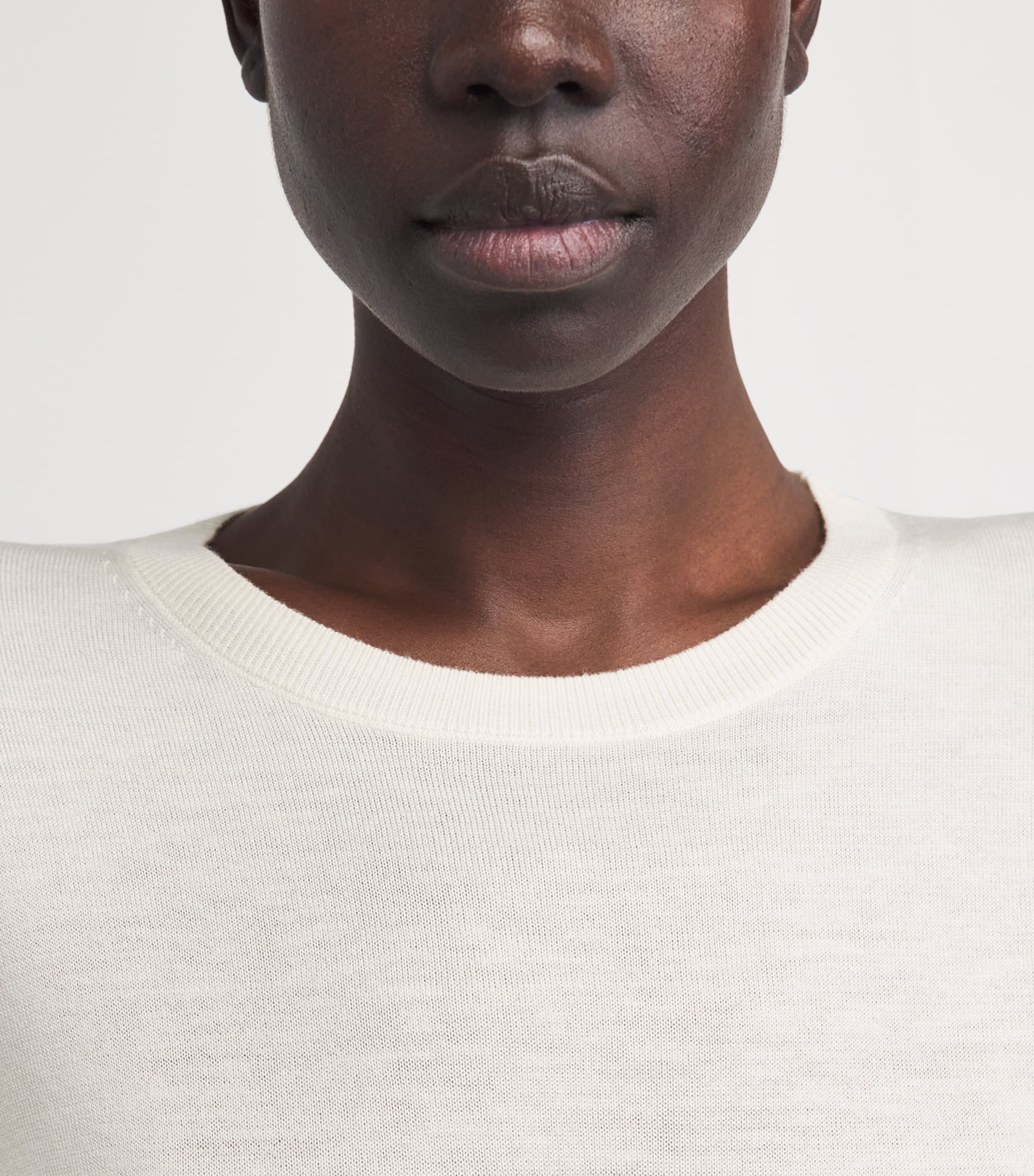 Almada Label Womens Wool-Silk-Cashmere Paloma T-Shirt Cream Image 3