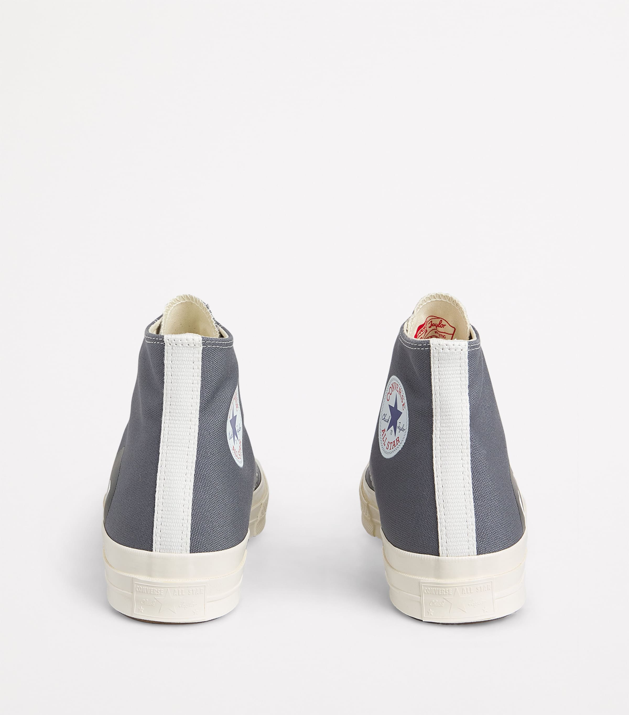 x Converse High-Top Heart Chuck 70 Sneakers GREY Image 4