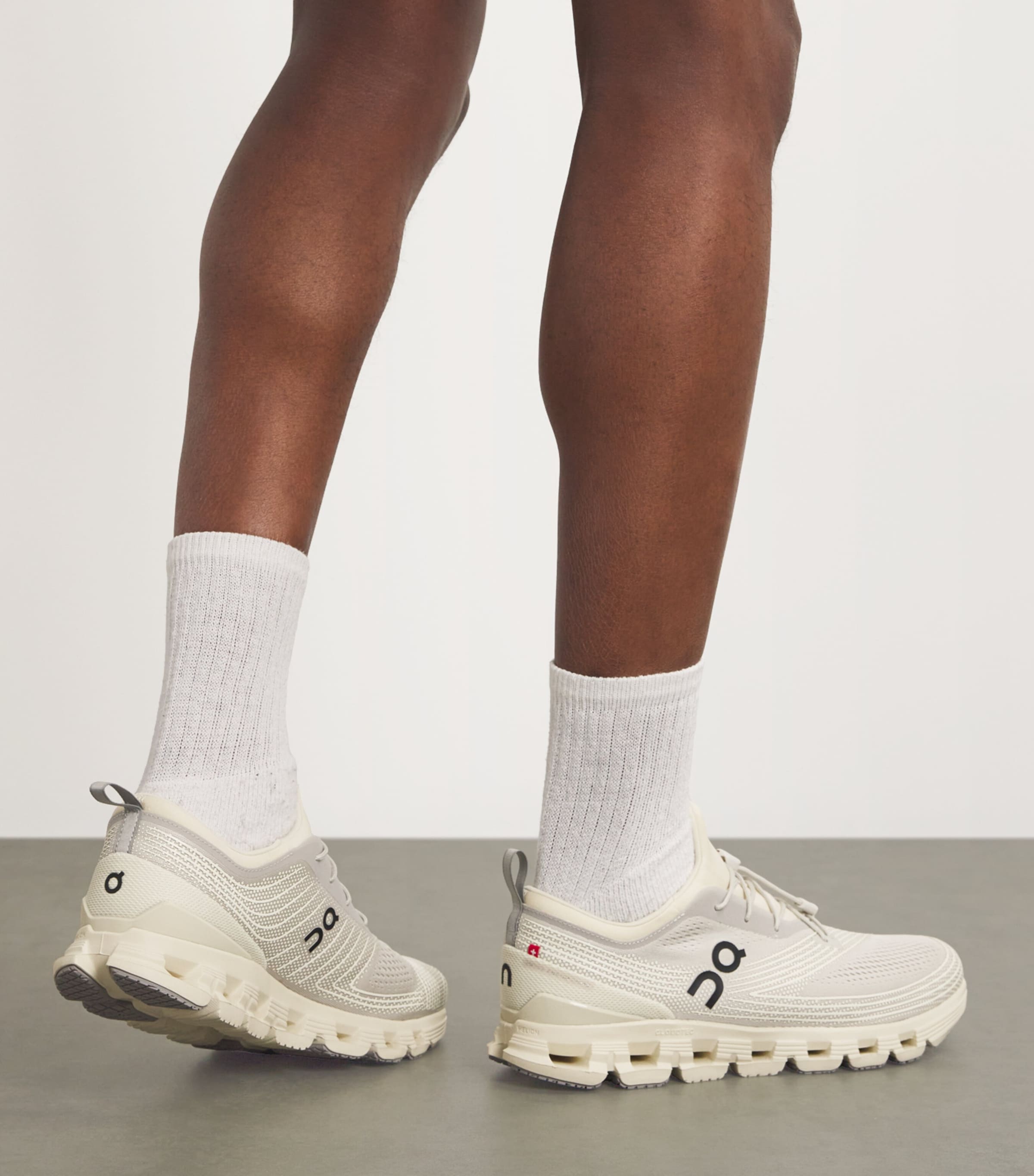 【ON】Cloud X Z5 スニーカー ON Cloud X Z5 rubber-trimmed mesh sneakers | NET-A-PORTER