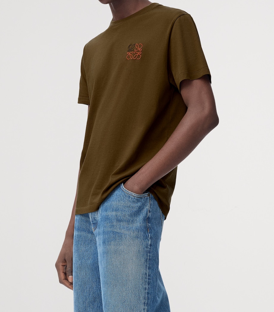 x Wimbledon Logo Gym Towel (40cm x 120cm) KHAKI GREEN Image 3