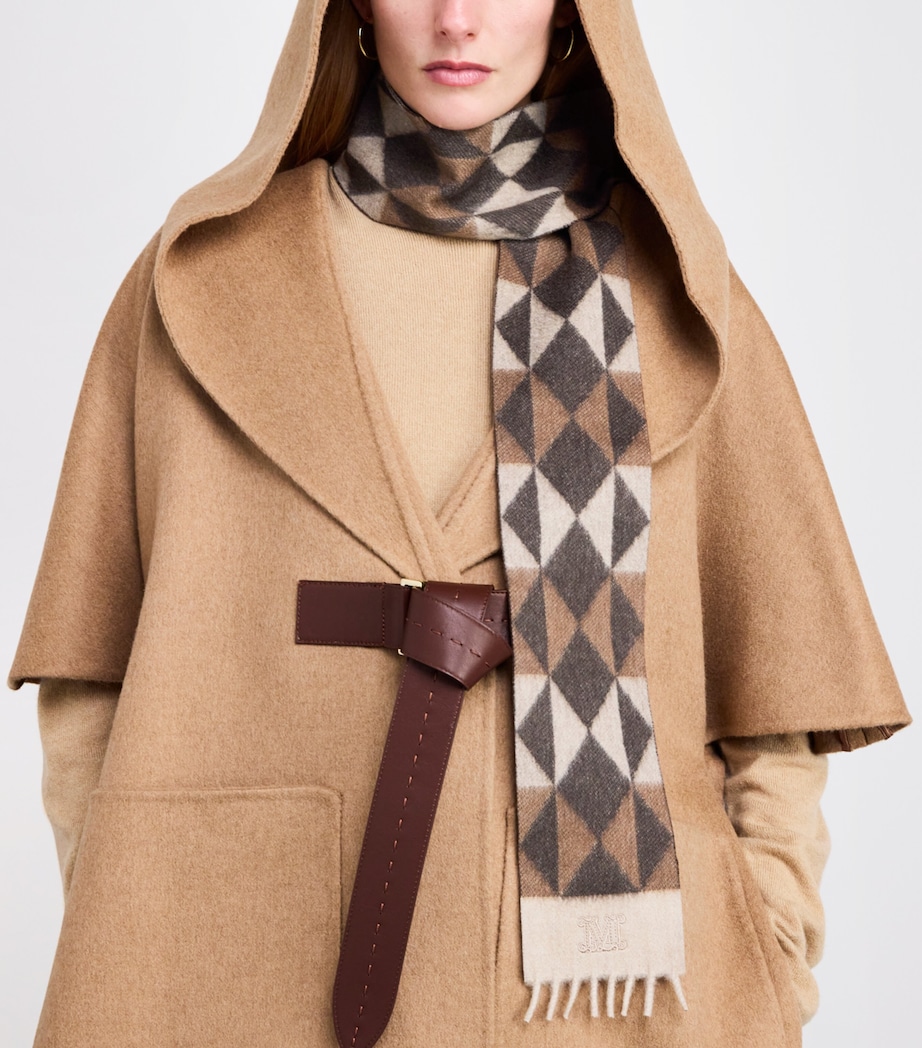 Cashmere Geometric Scarf BEIGE Image 3