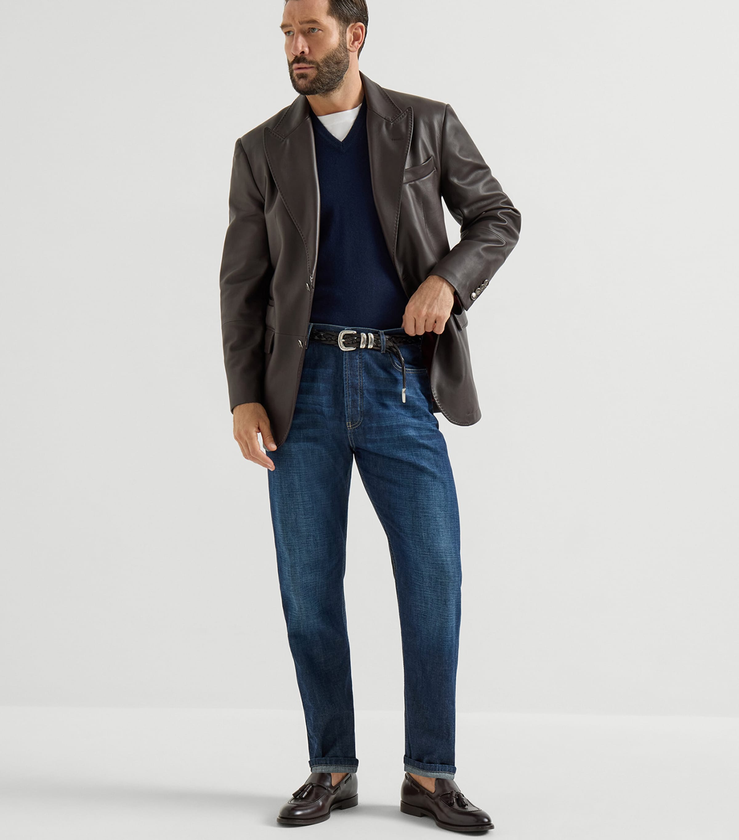 Brunello Cucinelli Mens Cashmere V-Neck Sweater Image 5