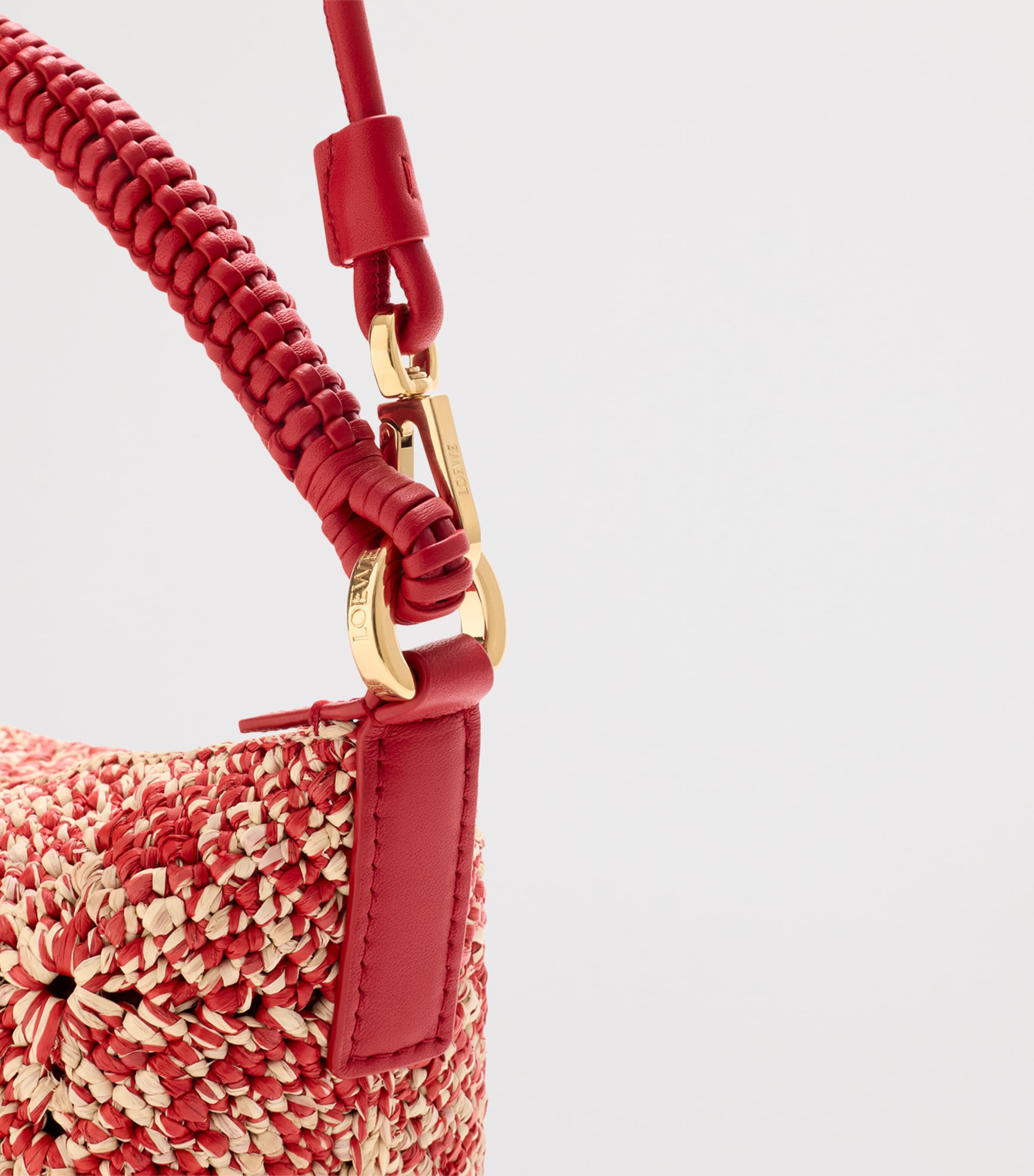 LOEWE x Paula’s Ibiza Raffia Cala Pouch Red Image 9