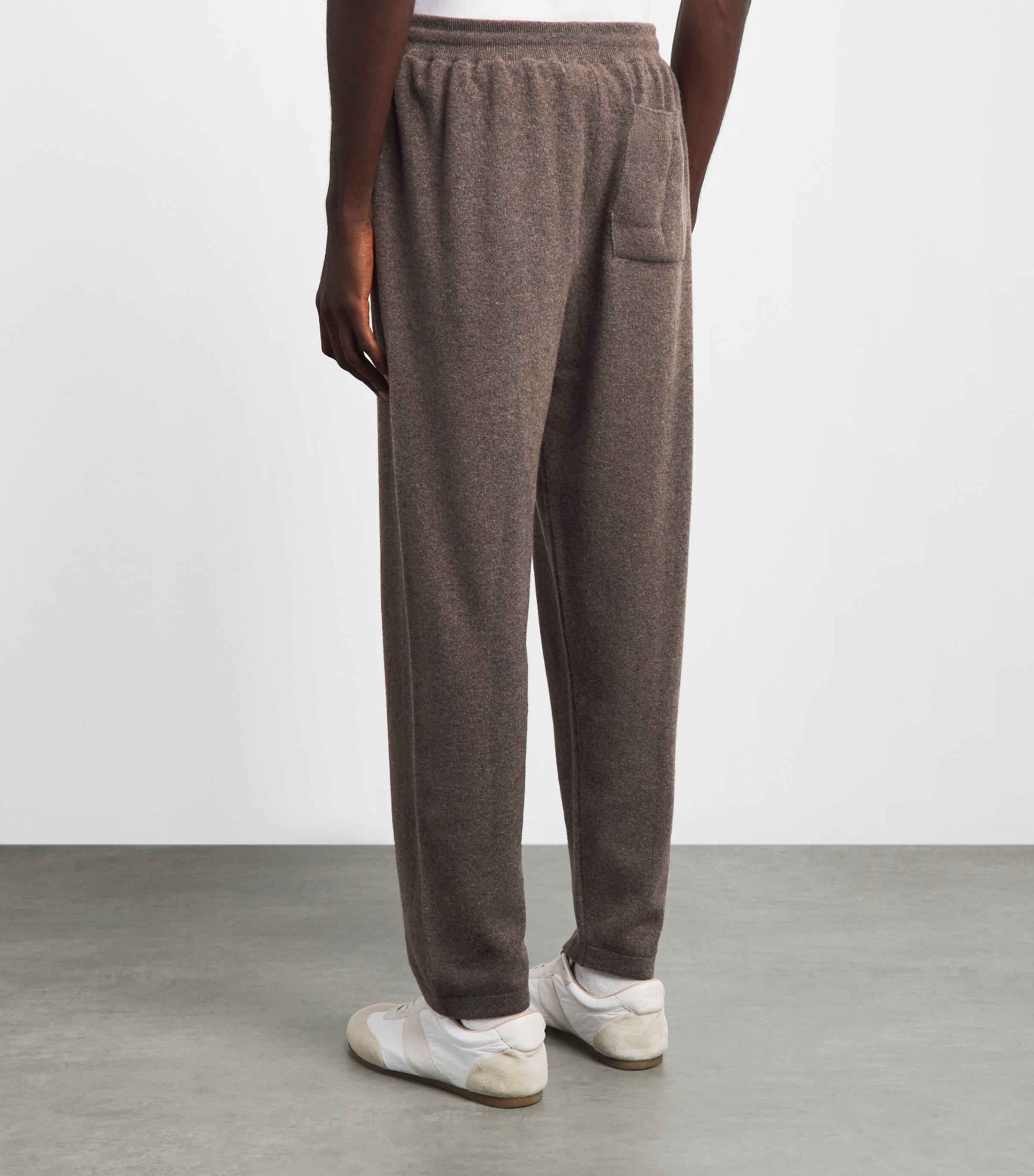 Johnstons Of Elgin Mens Cashmere Lewis Sweatpants Heathcot Image 5