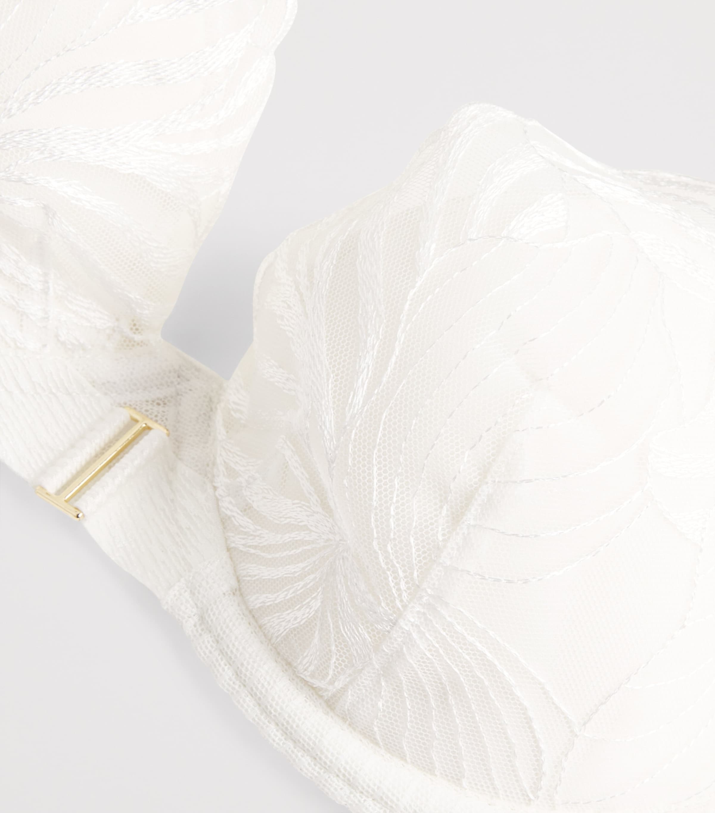 Lace Legend Plunge T-Shirt Bra 0LW MILK Image 4