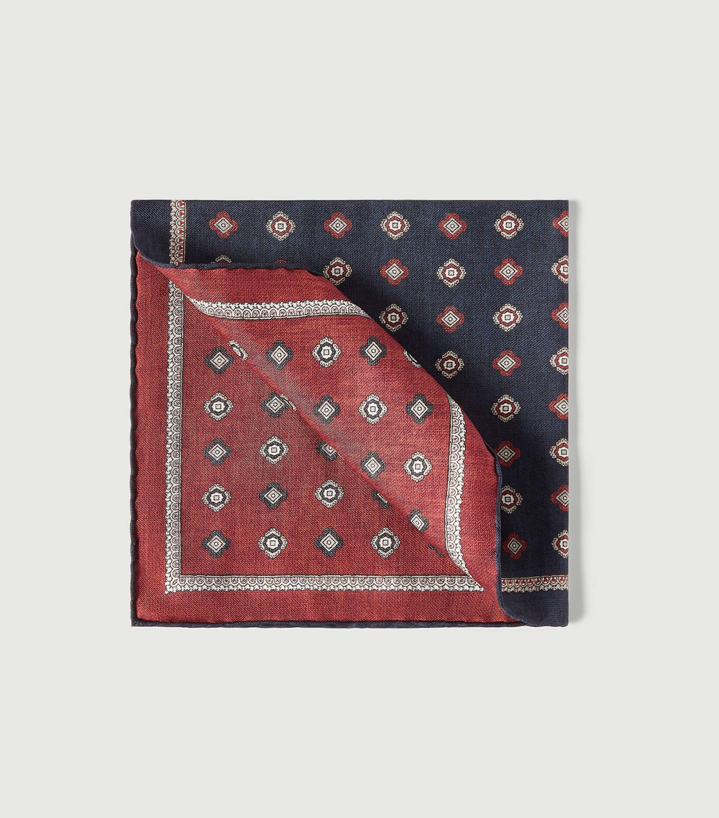 Brunello Cucinelli Silk Medallion Pocket Square Image 2