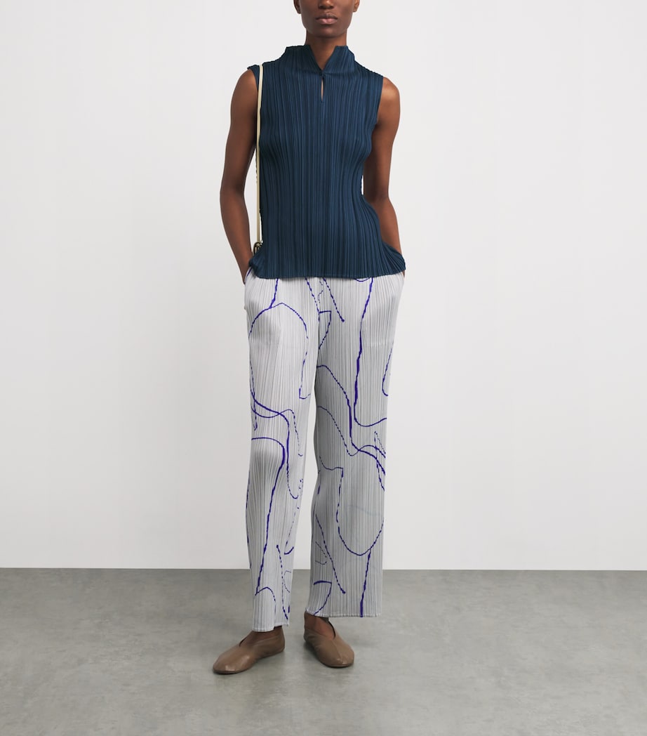 Mellow Pleats Top NAVY Image 2