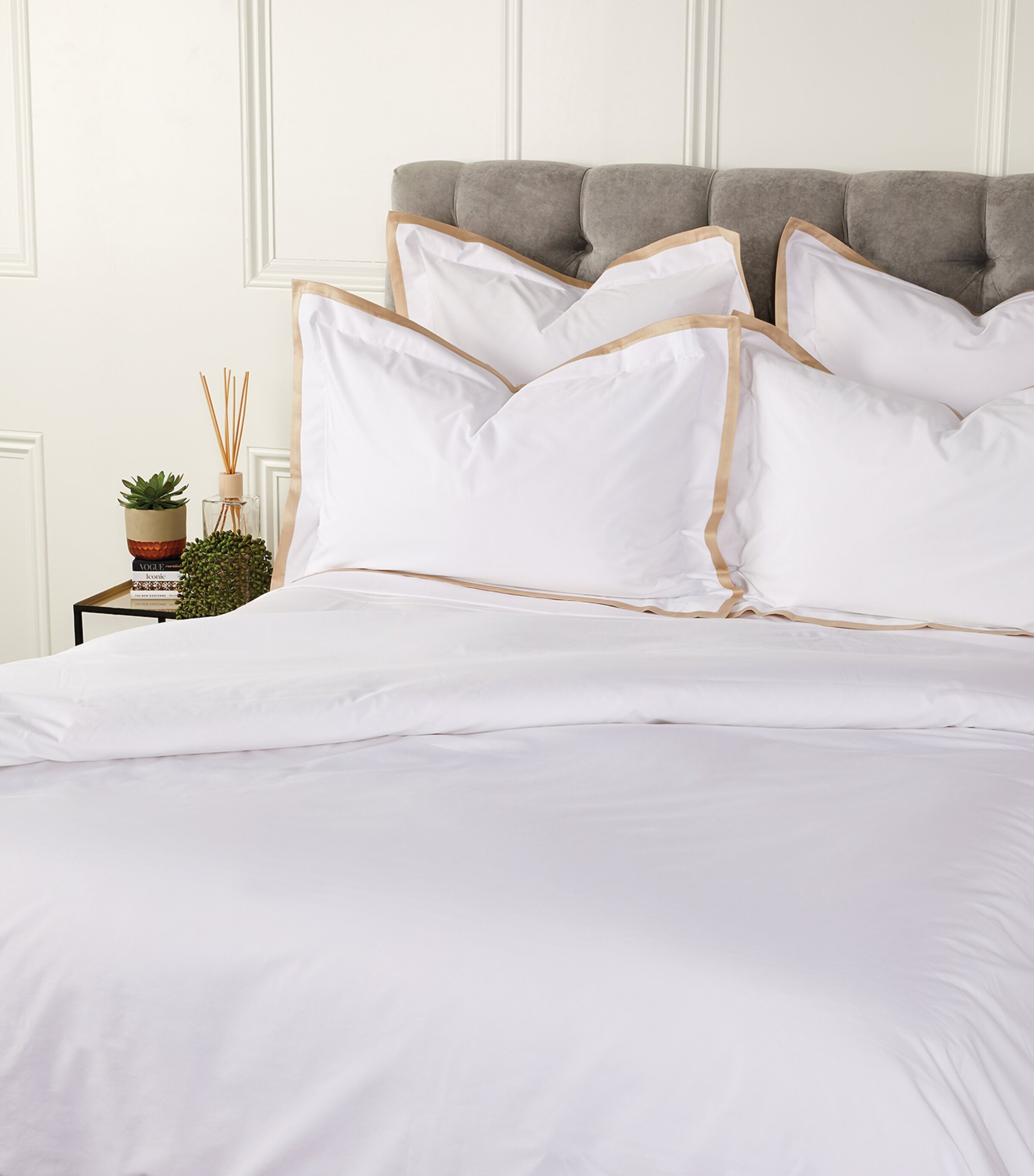Celso De Lemos Hella King Duvet Cover (230cm x 220cm) Linen Image 3