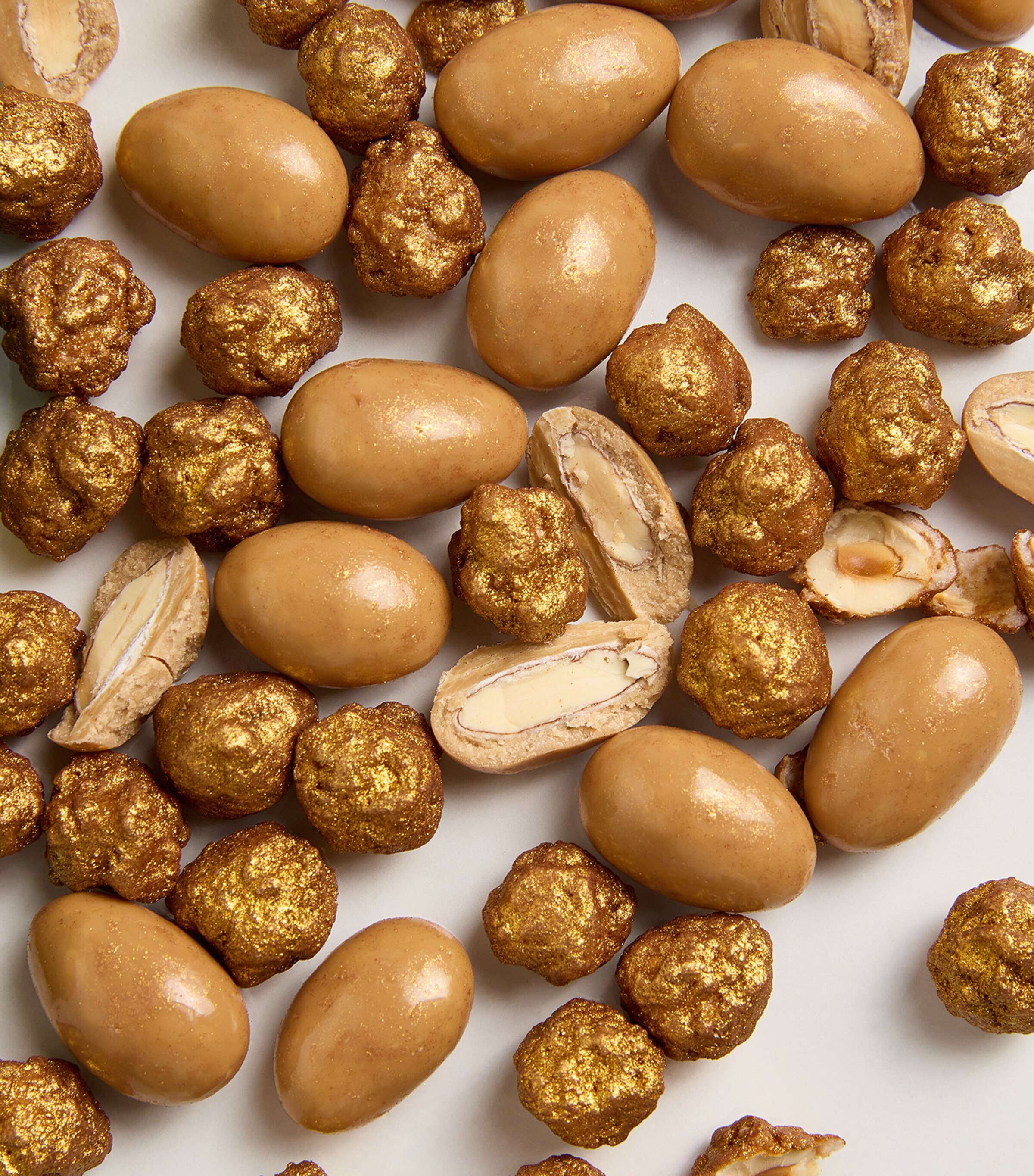 Harrods Sweet and Salty Shimmered Nut Mix (700g) | Harrods UK