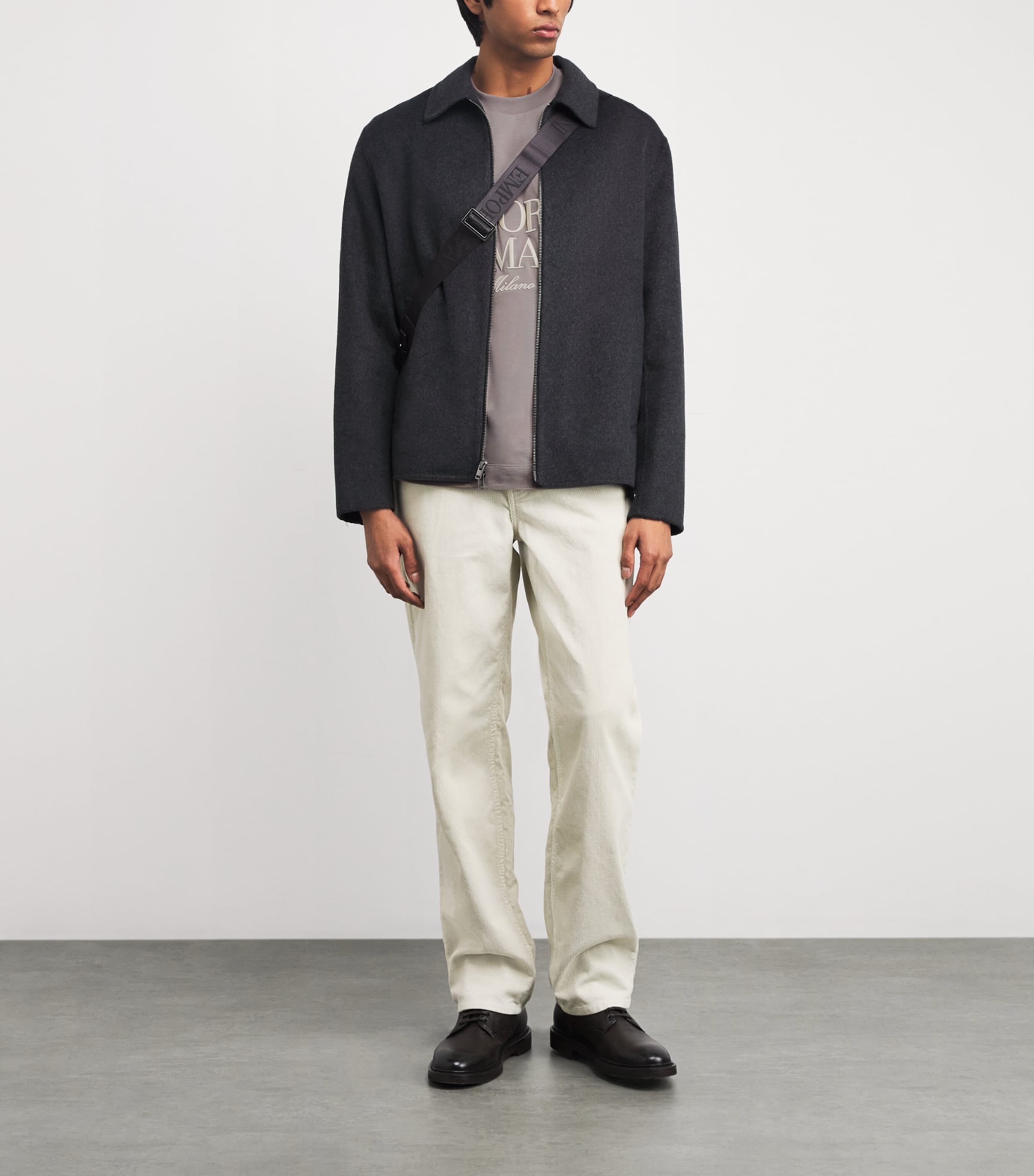 Cotton Logo T-Shirt U8049 Image 2