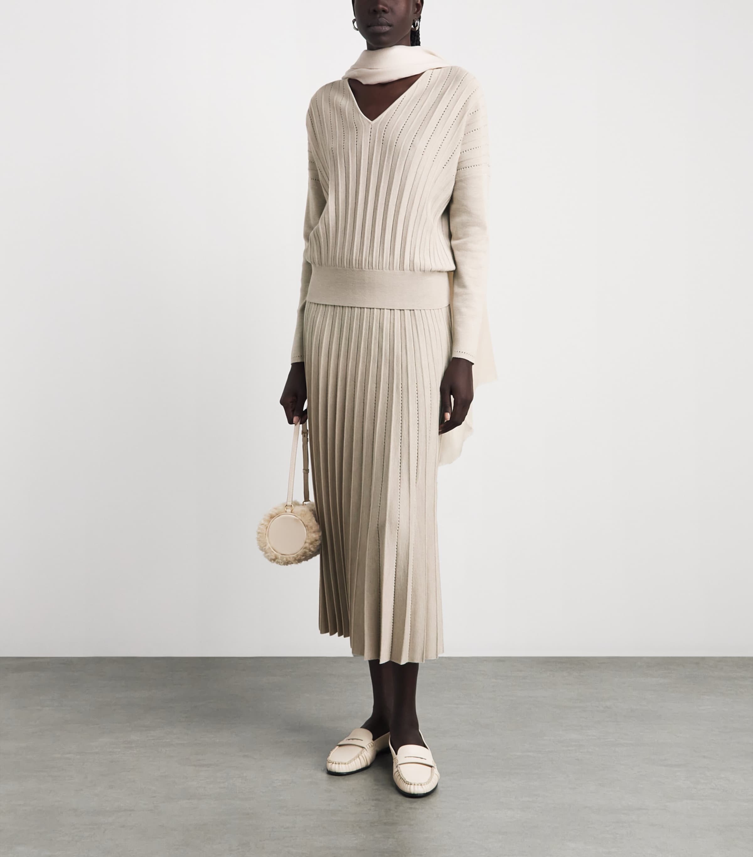 Agnona Womens Plissé V-Neck Sweater Beige Greige Image 2
