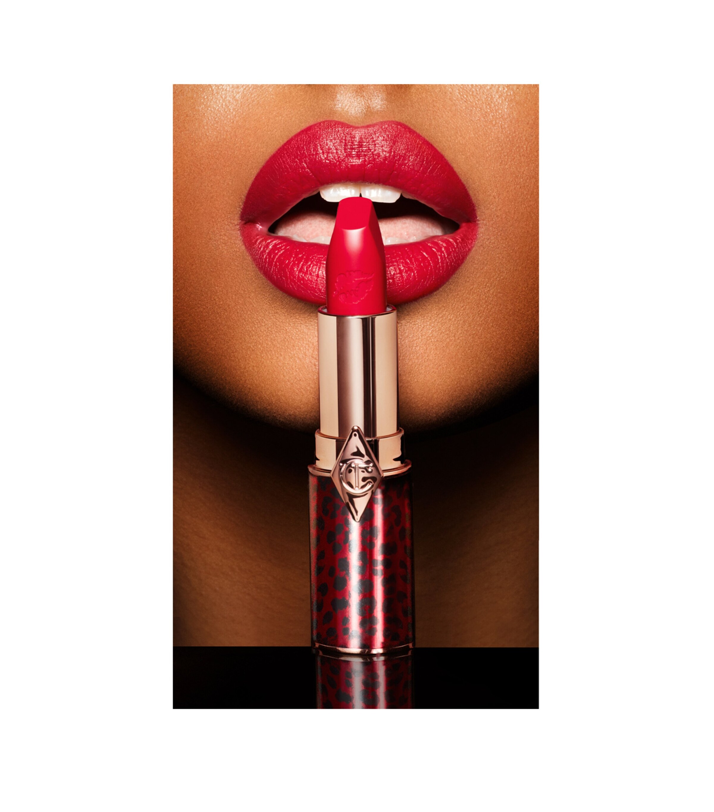 Hot Lips Lipstick PATSY RED Image 5