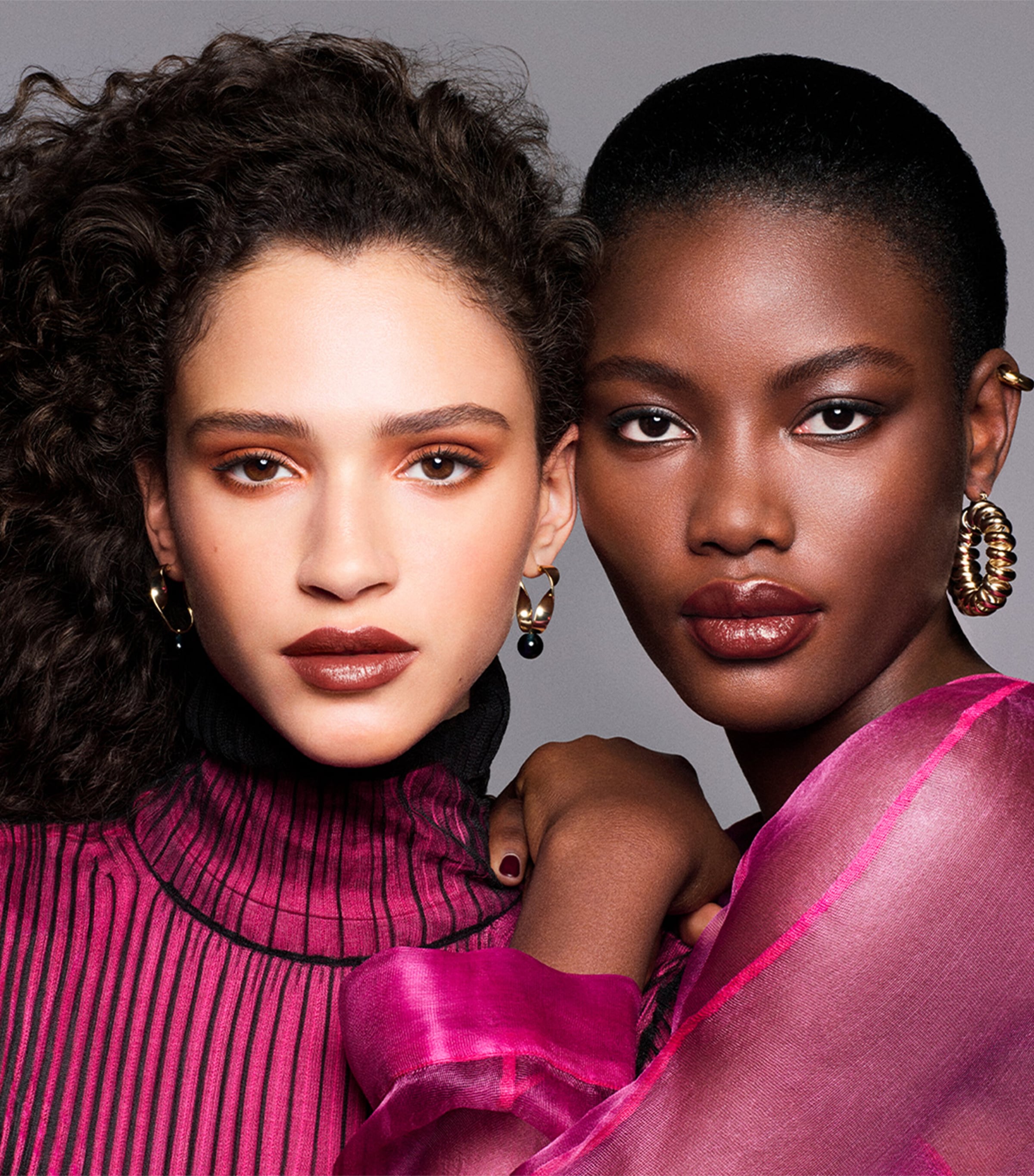 Luxe Lipstick PARISIAN RED Image 4