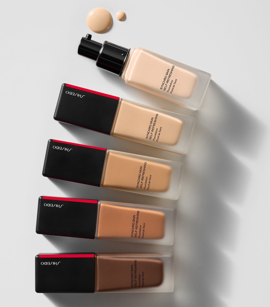 Synchro Skin Self-Refreshing Foundation 230 Image 4