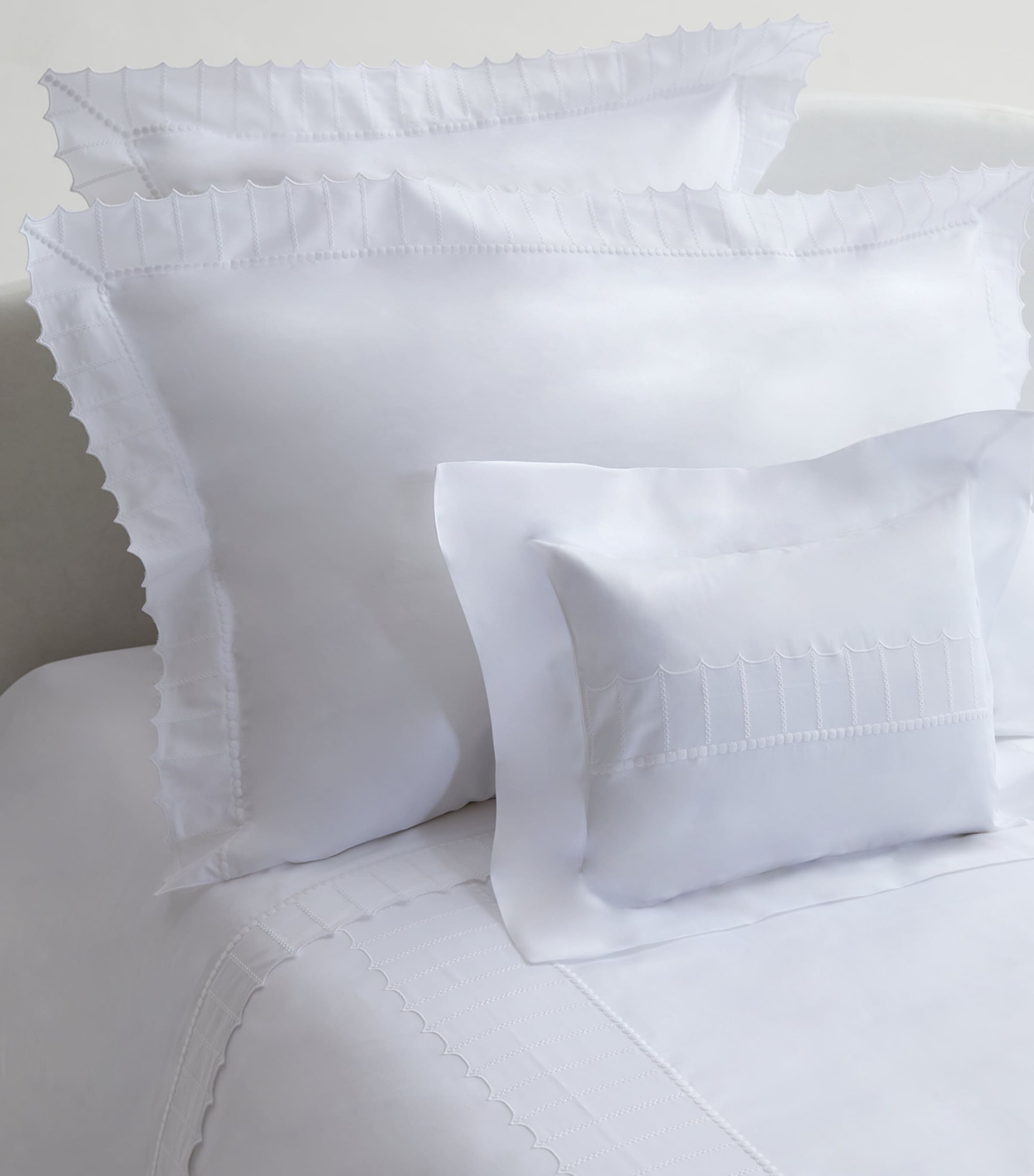 Loretta Caponi Dots Square Pillowcase (65cm x 65cm) White Image 3