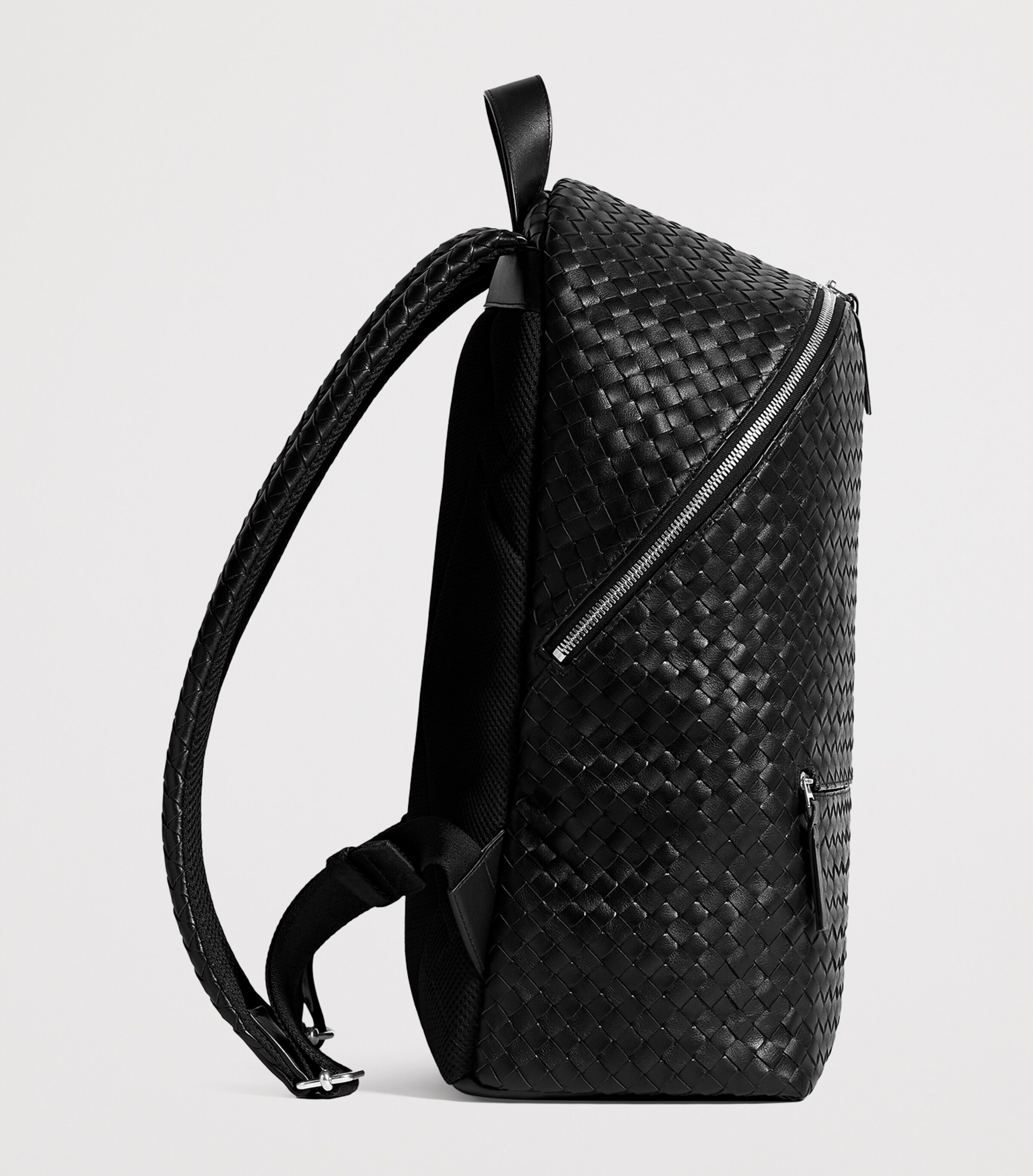 Bottega Veneta Calfskin 1975 Backpack Image 4