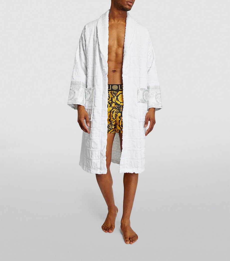 Baroque Bathrobe 5W380 WHT/WHT Image 5