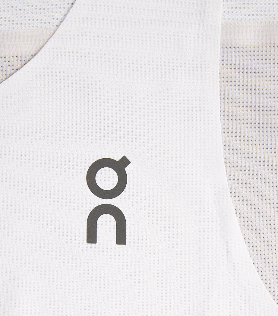 On Mens Performance Tank Top White | Silver Image 6