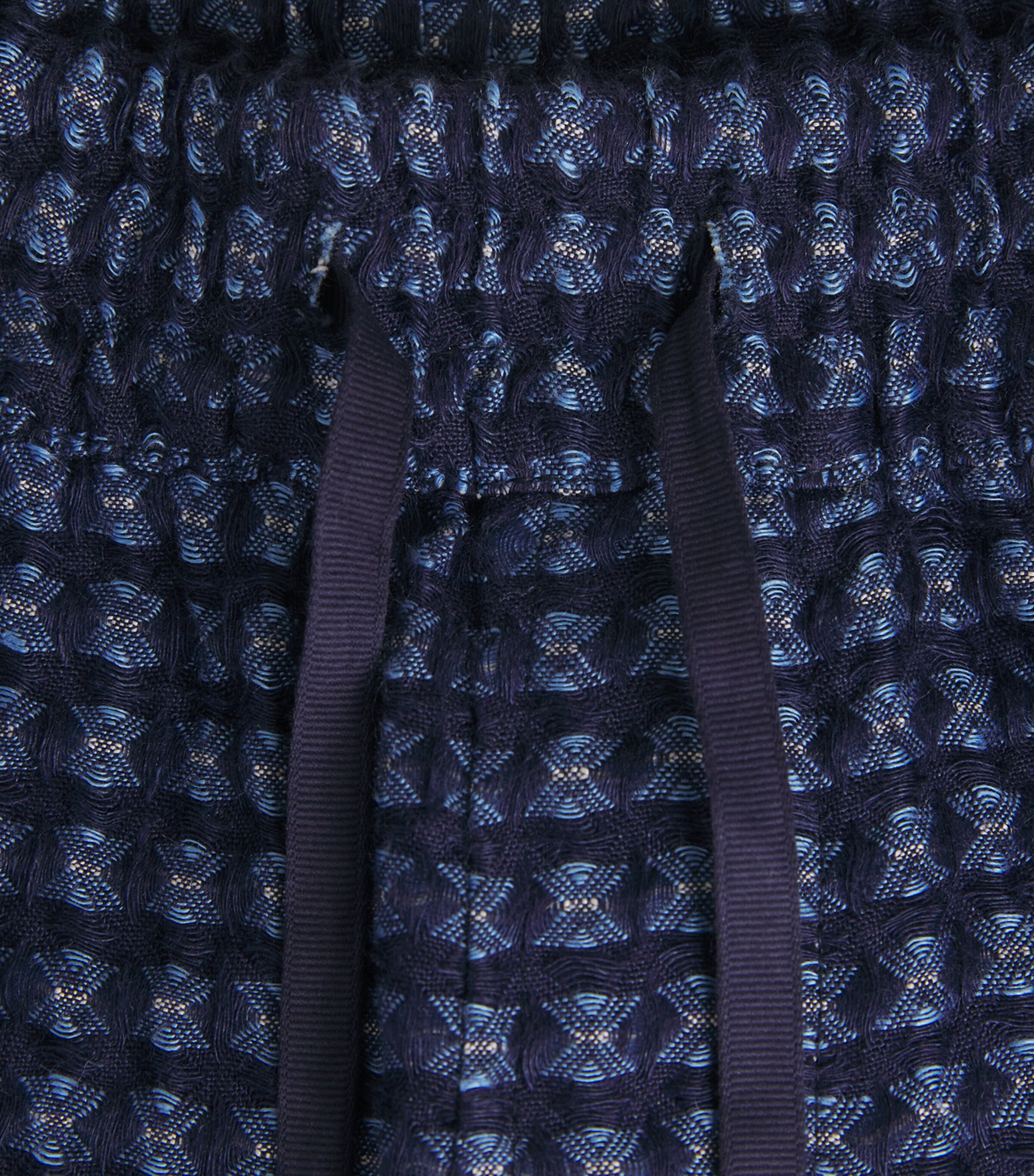 CHÉ Mens Linen Riita Shorts Navy Image 6