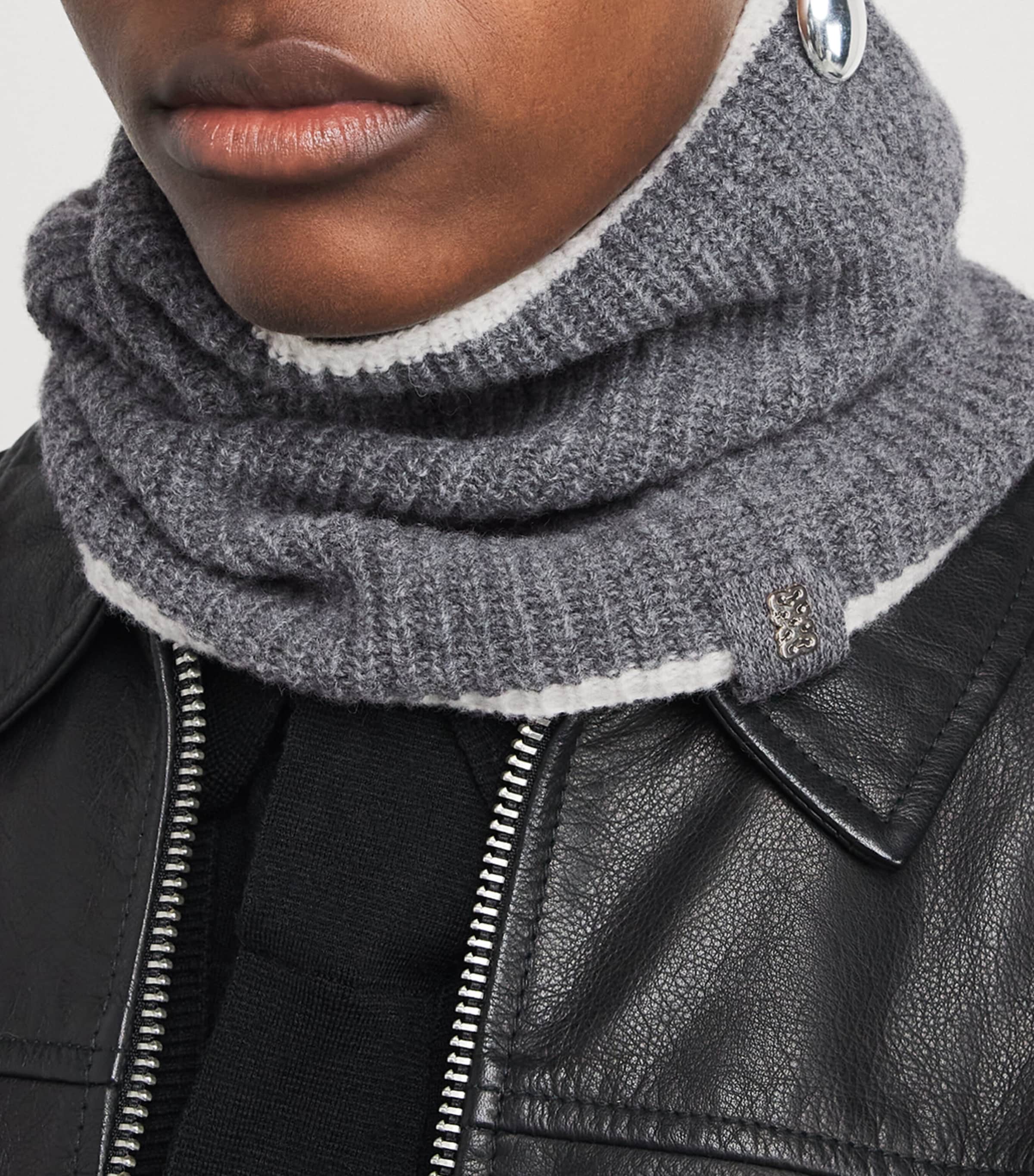 Wool Neck Warmer GREY Image 2