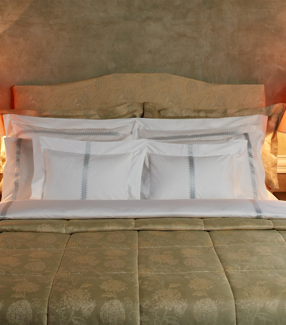 Cotton Sateen Seljuk Super King Duvet Cover (220cm x 260cm) CELADON Image 2