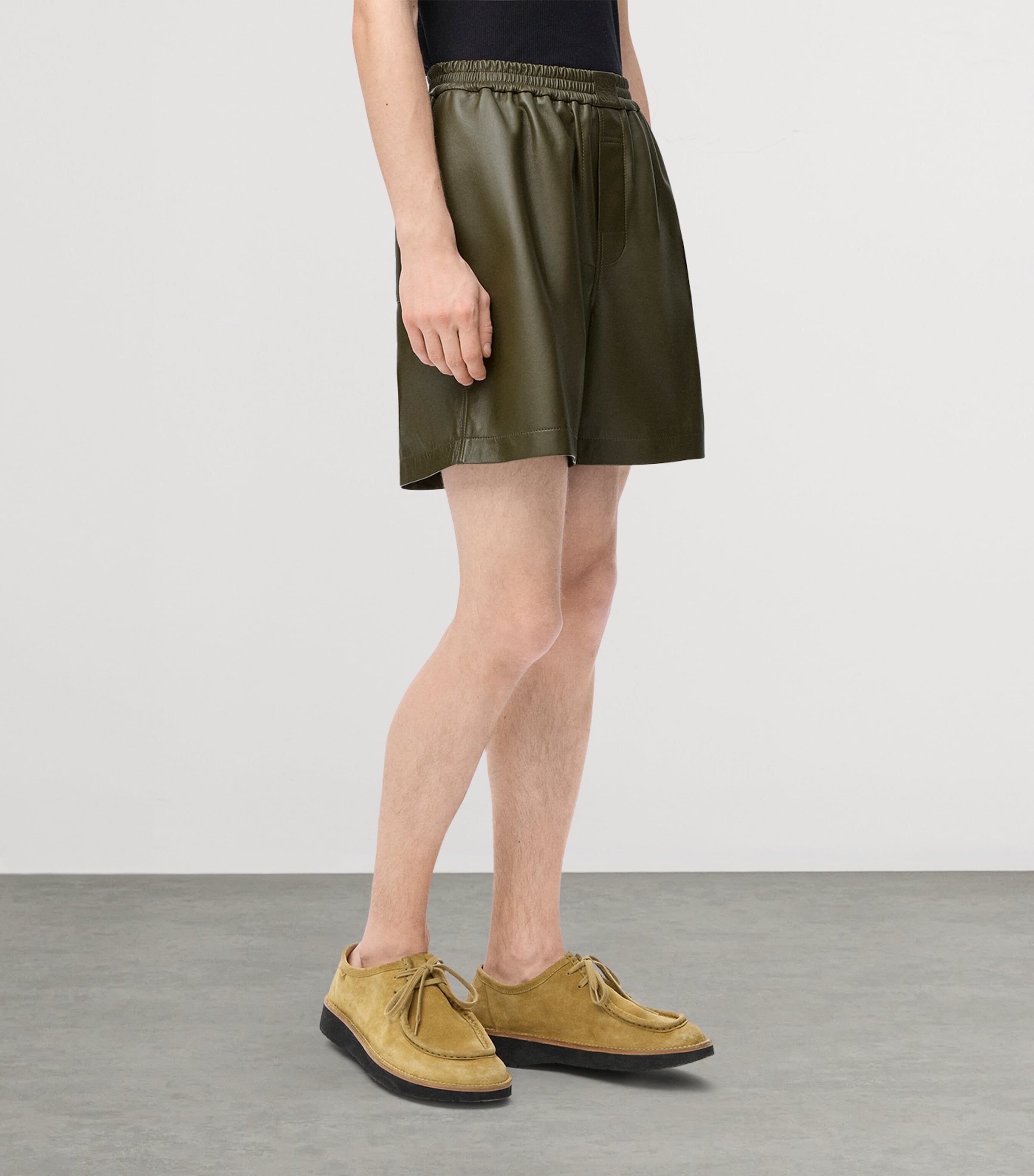 LOEWE Mens Leather Shorts Khaki Green Image 3