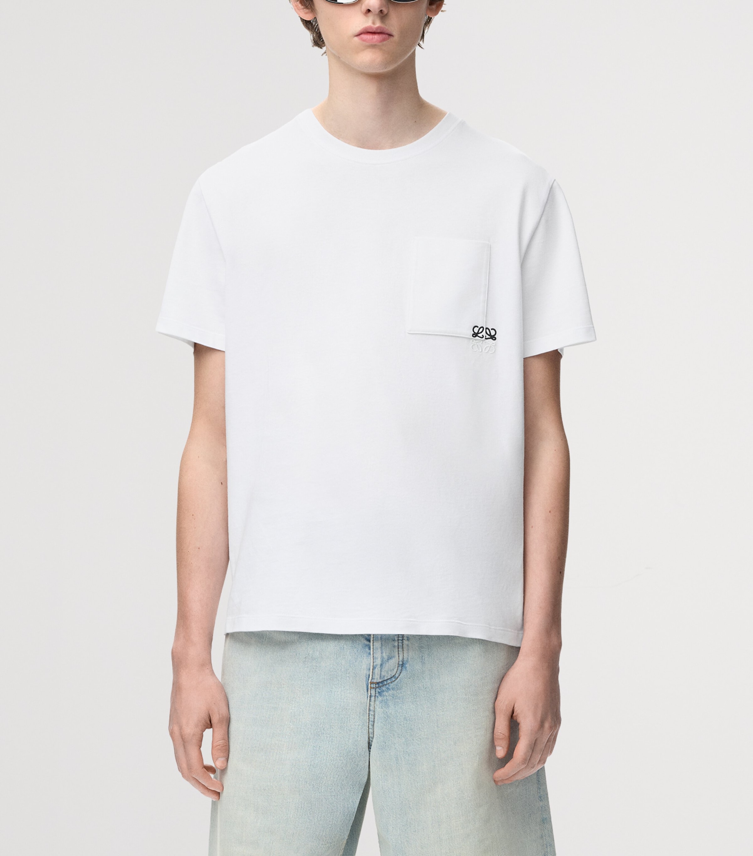LOEWE Mens Pocket Anagram T-Shirt White Image 3