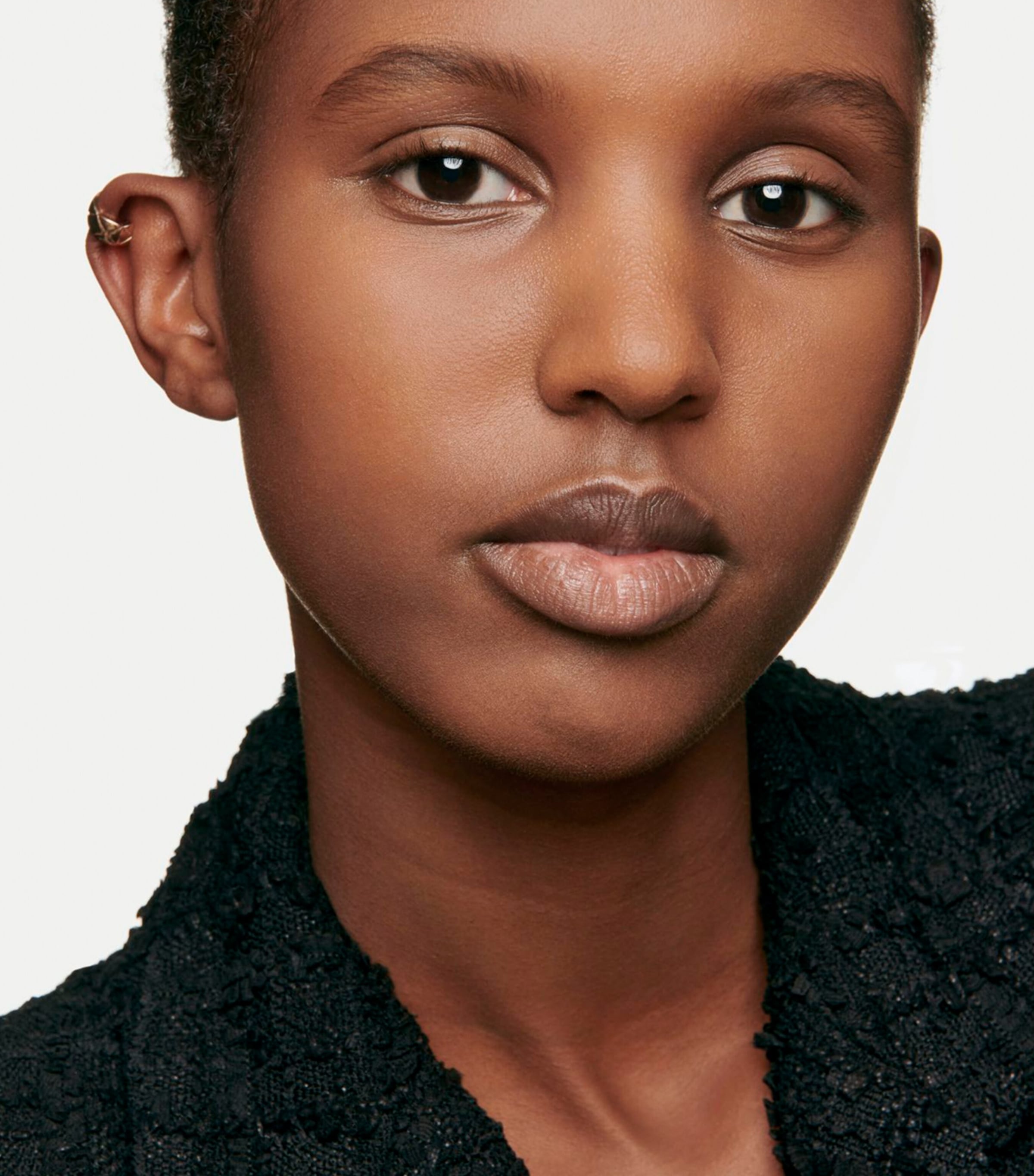 ULTRA LE TEINT VELVET Blurring Smooth-Effect Foundation (30ml) BD121 Image 3