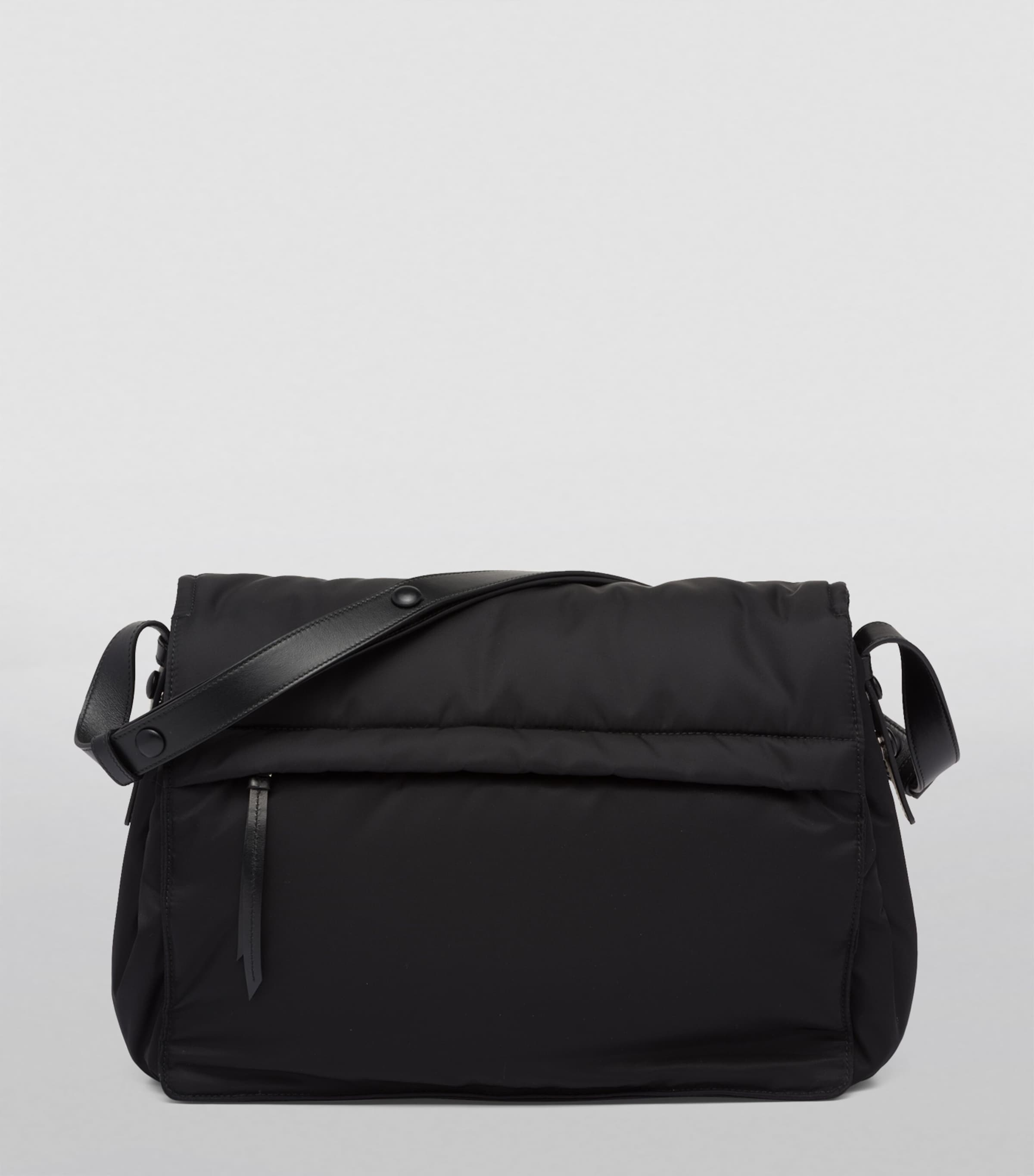Re-Nylon Shoulder Bag F0002 Image 3