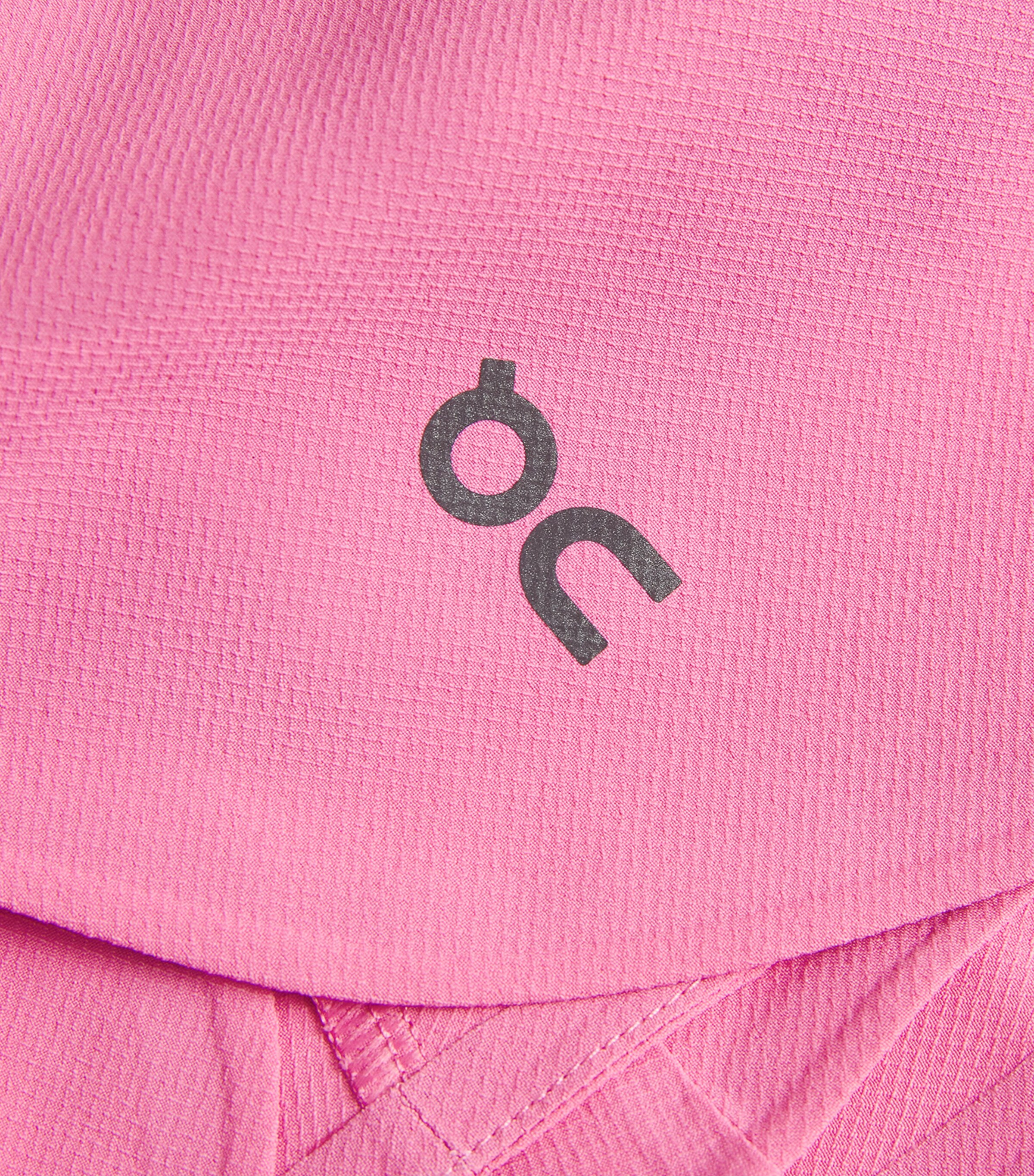 On Womens Train 3" Shorts Bubblegum Image 6