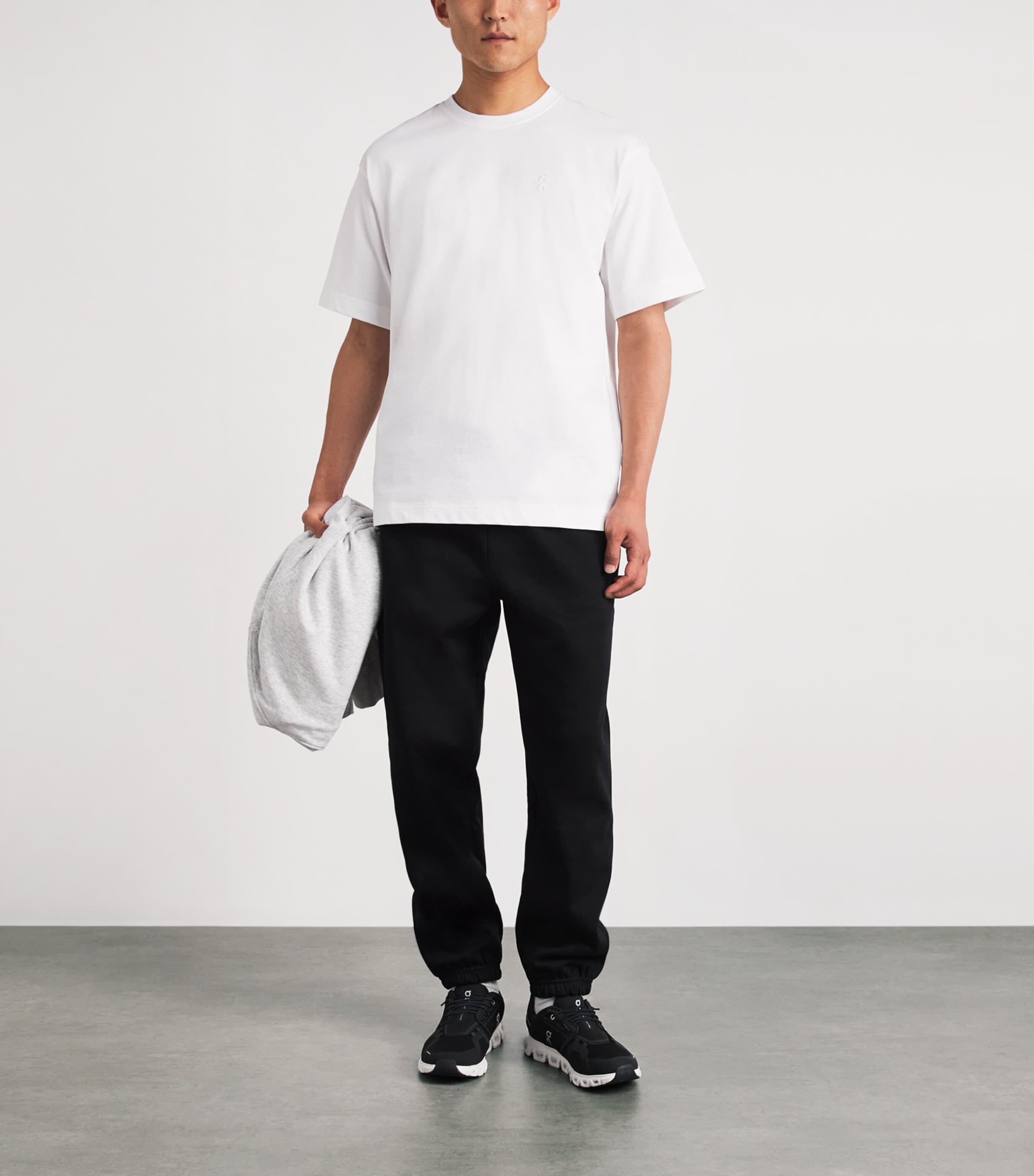 On Mens Cotton Club Collective T-Shirt White Image 2
